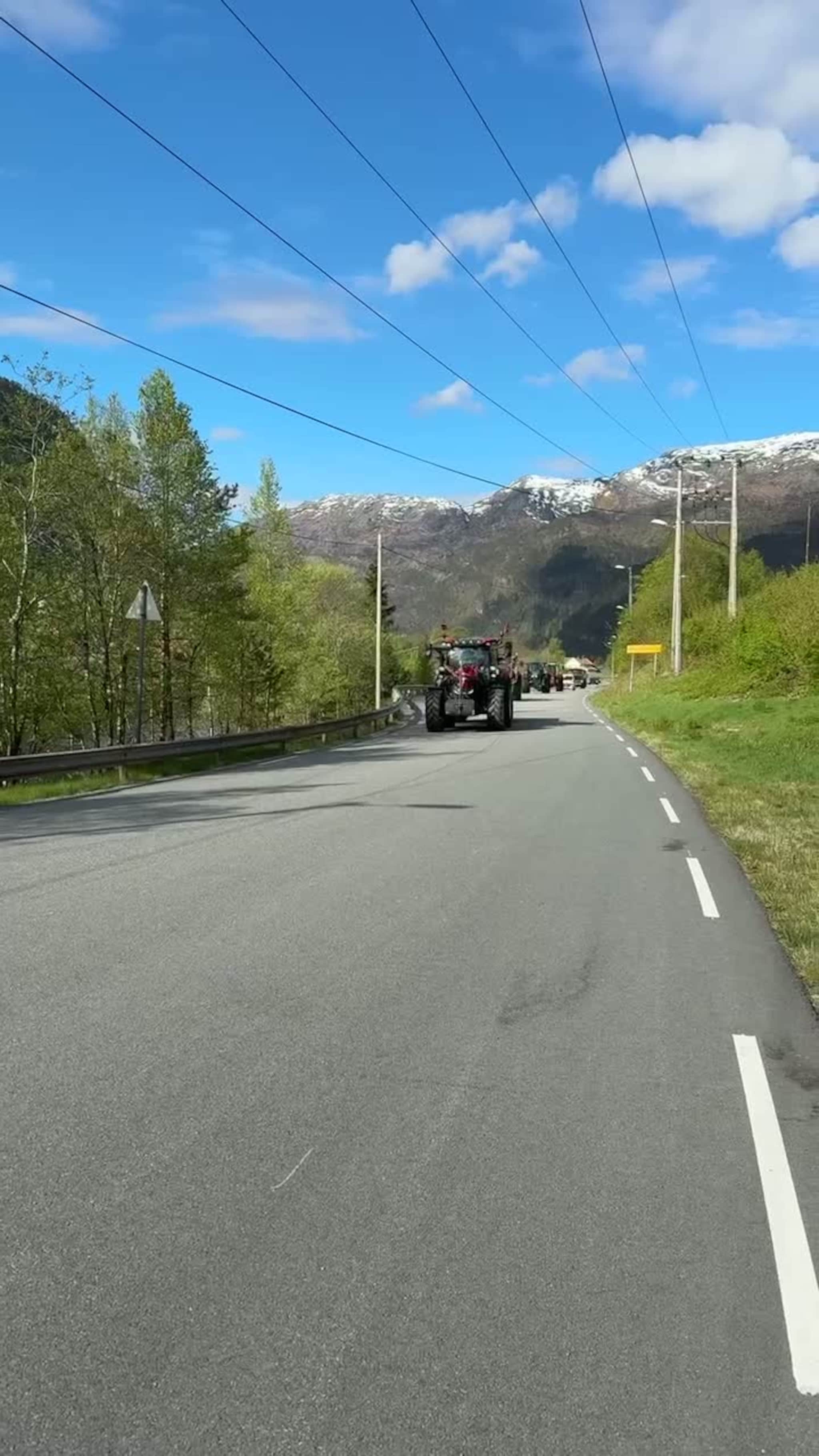 Tut og køyr i morgenkortesjen