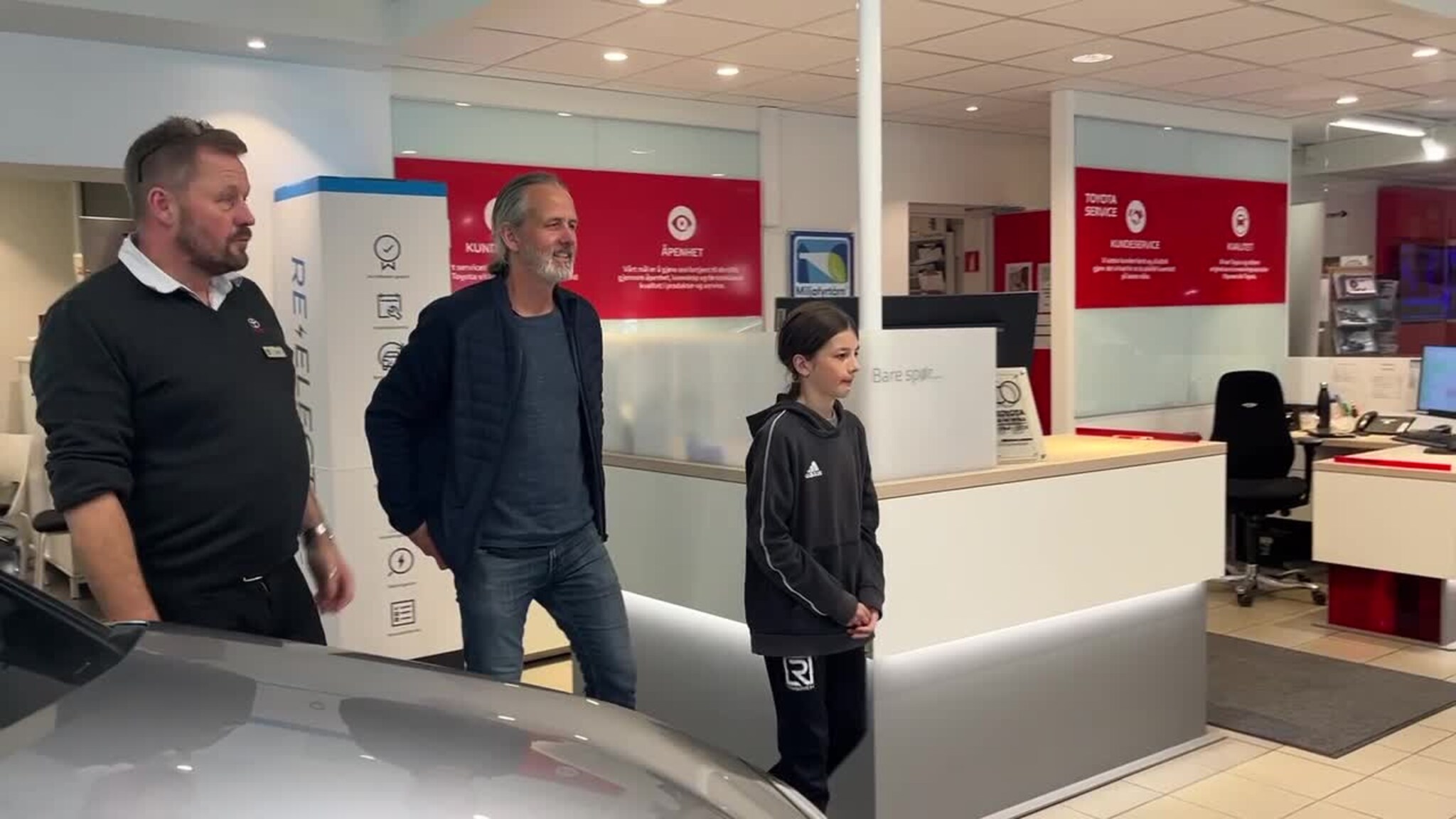 Ludvig (11) får sjå sin nye bil