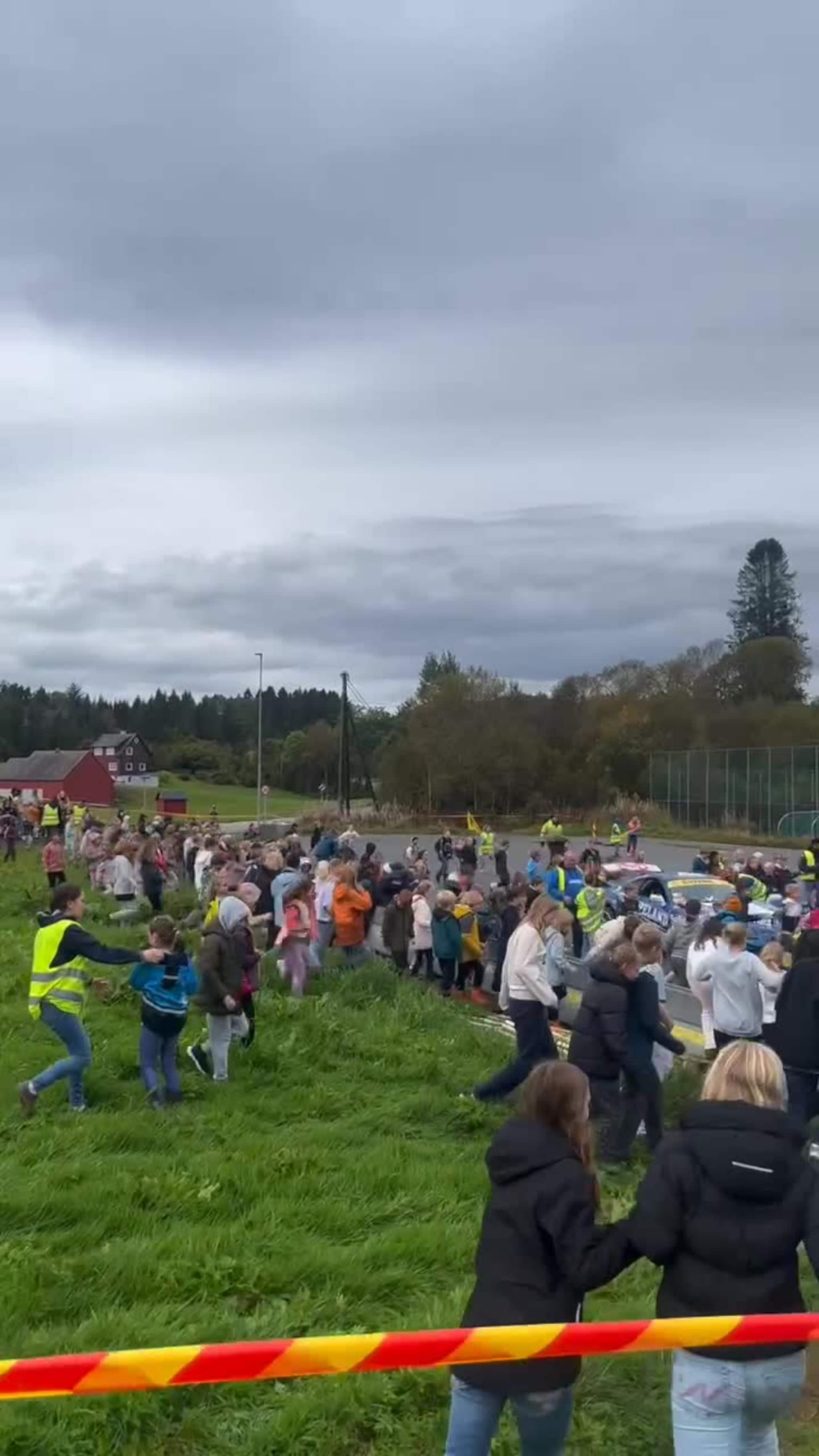 Autografjegerane ilar til