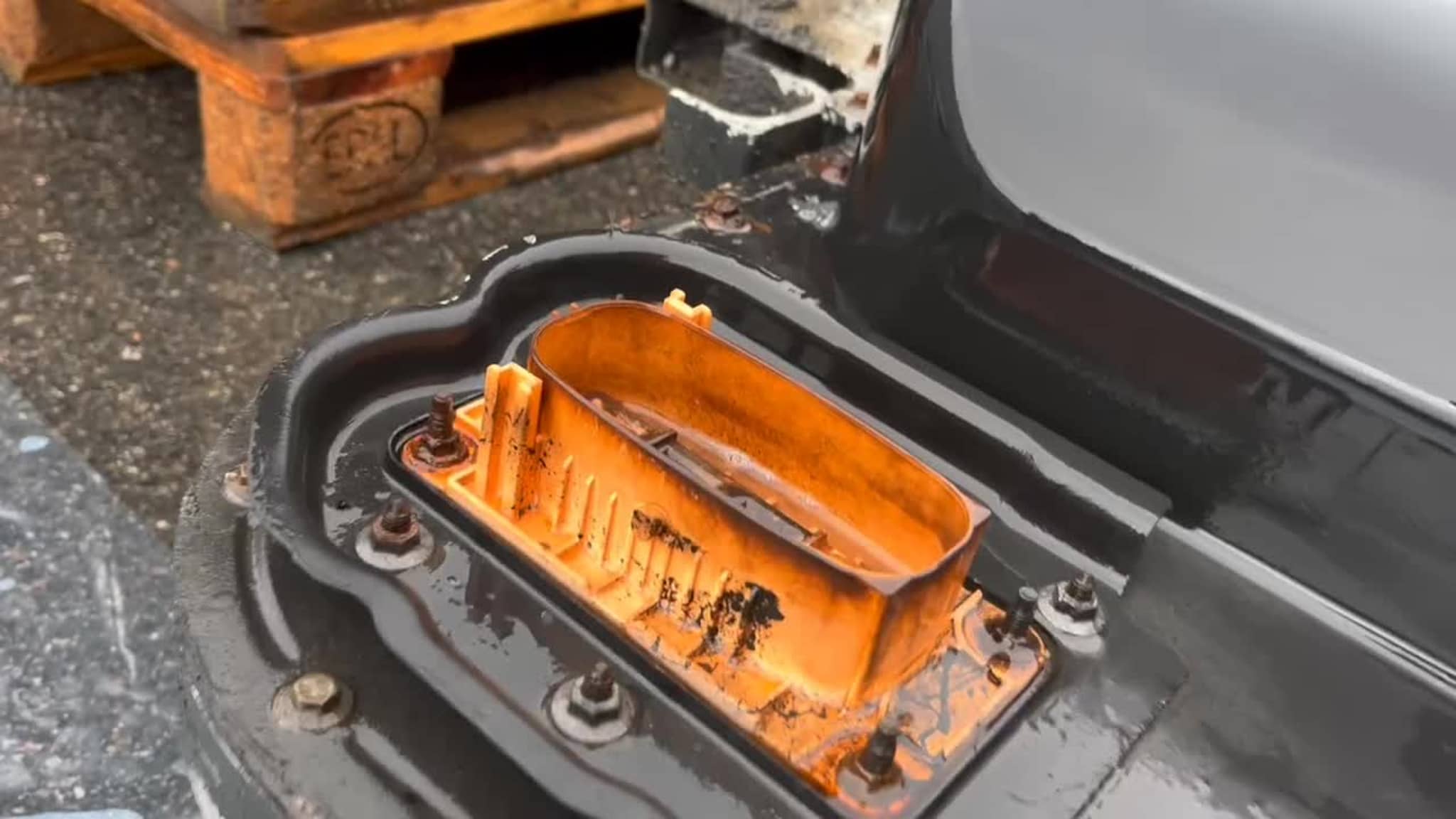 Her begynte batteriet å «frese»