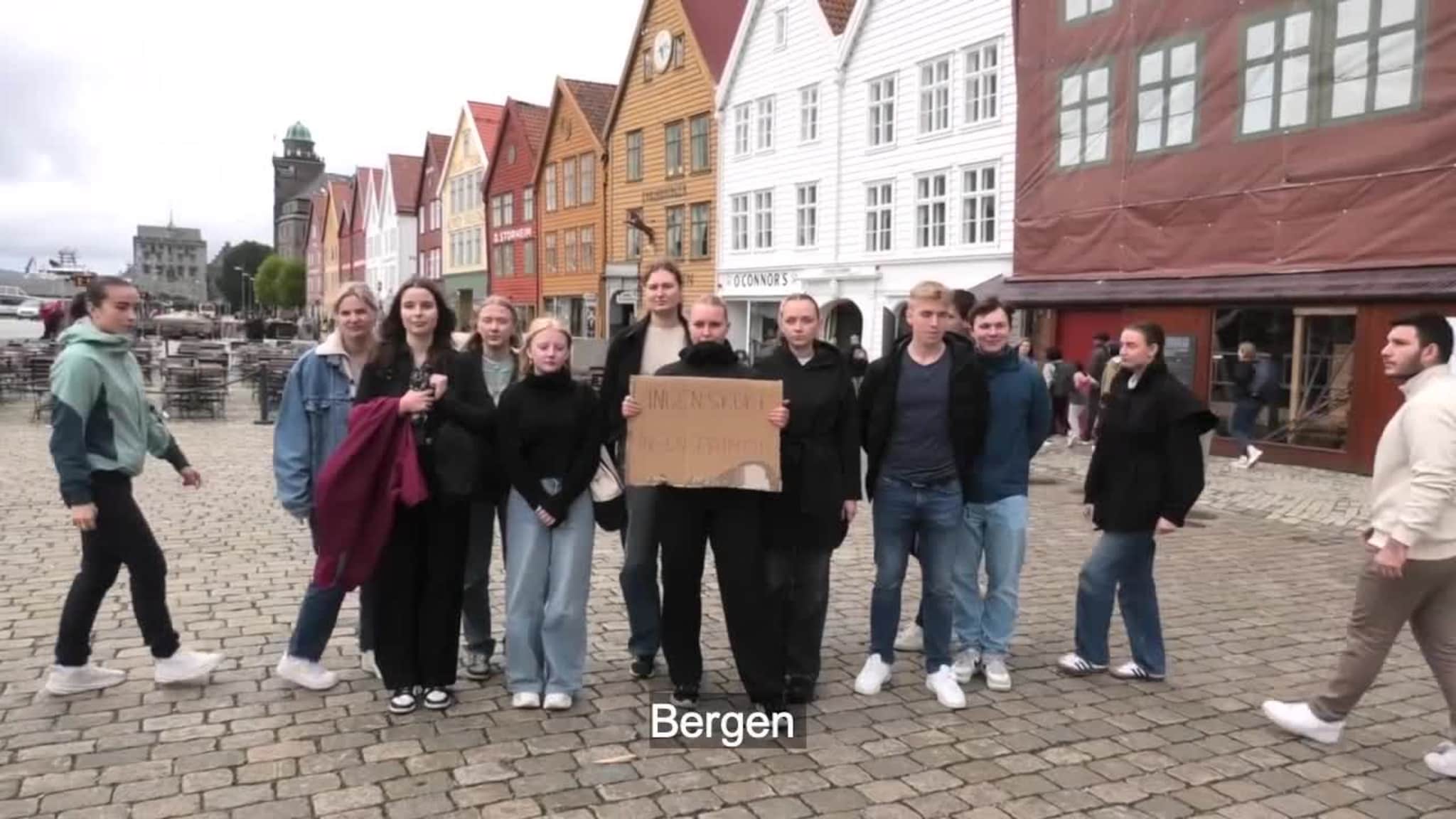 Sjå Austrheim-elevane sin video om å bevare skulen