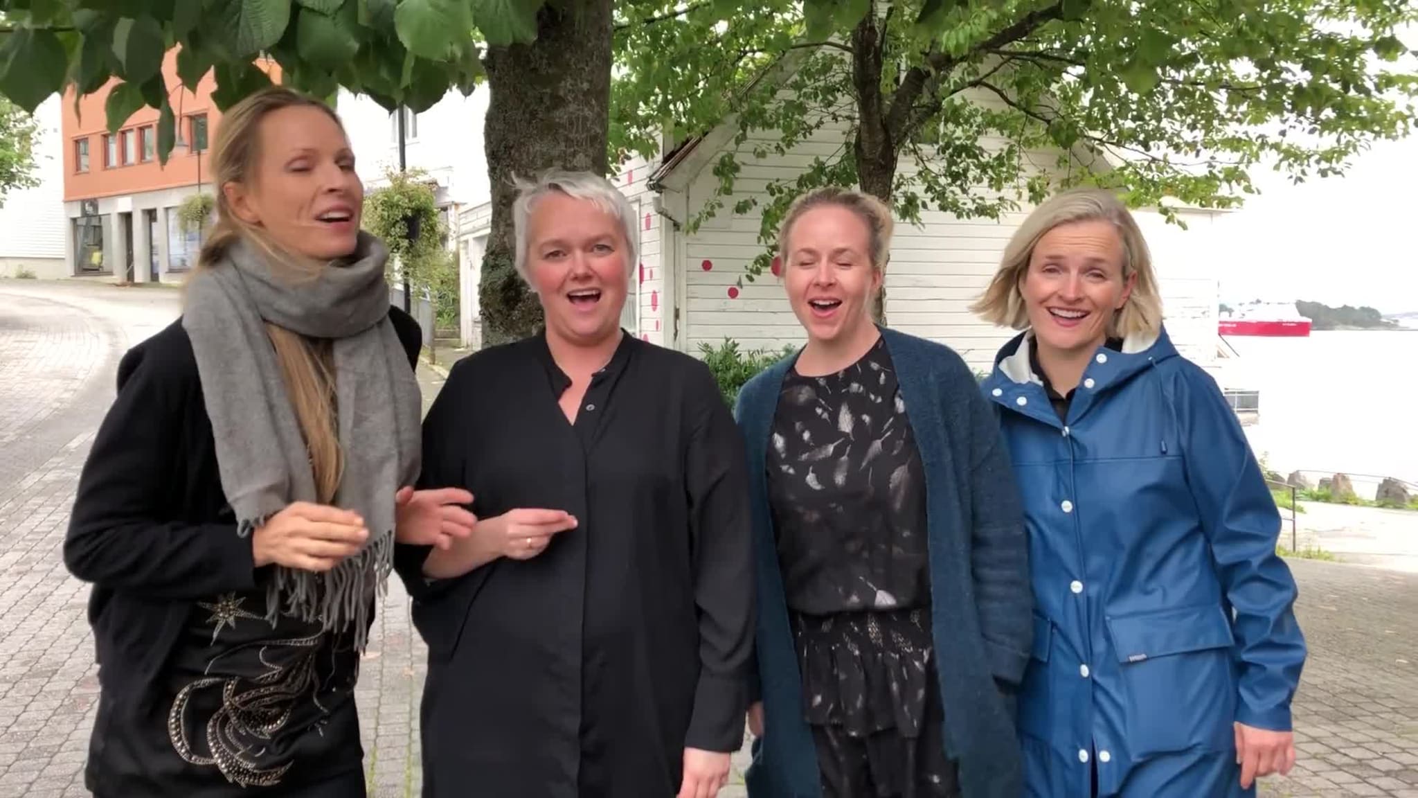 Fyller Borggata med song