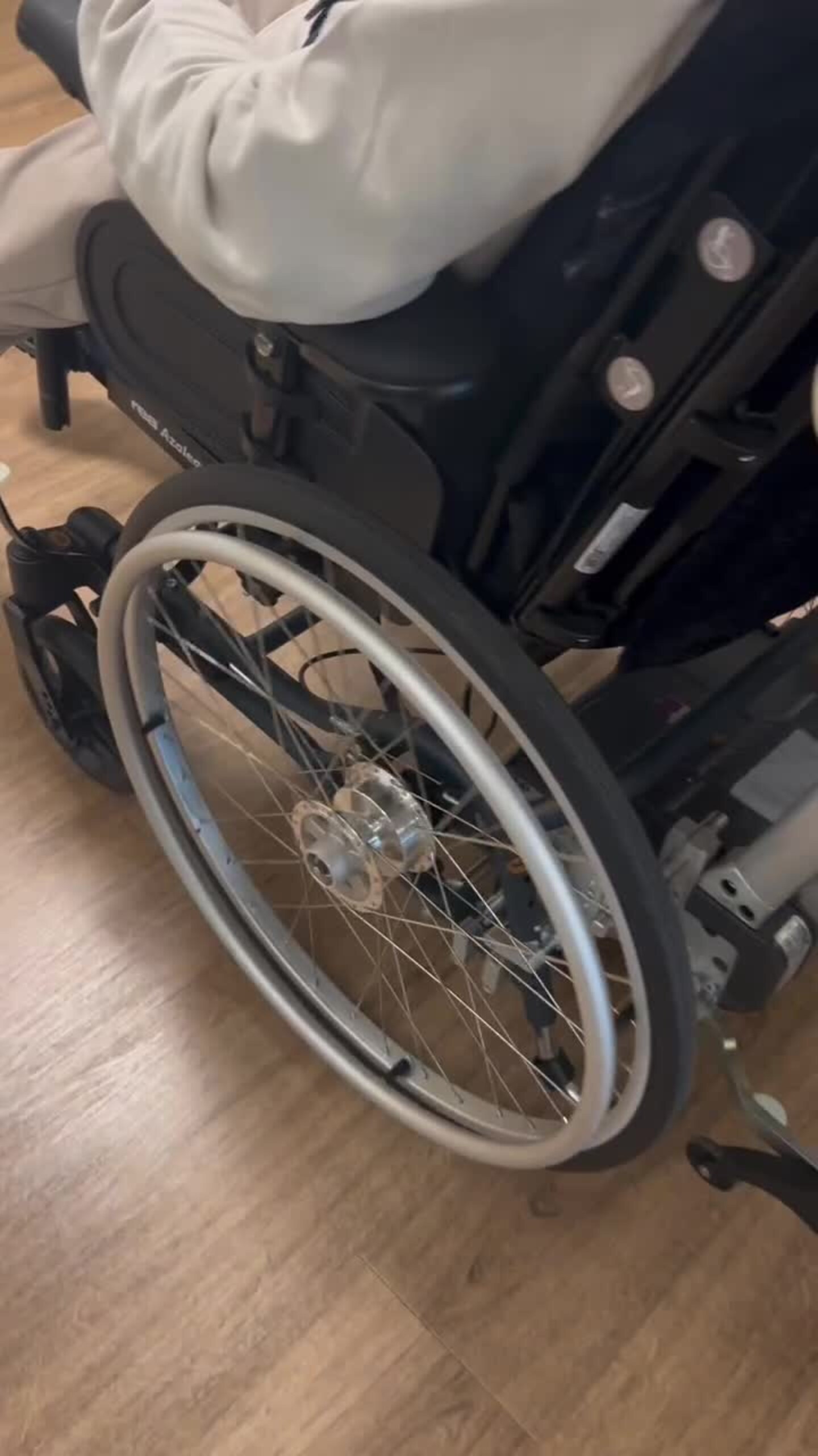 Jon Kyvik på Stord sjukeheim 1