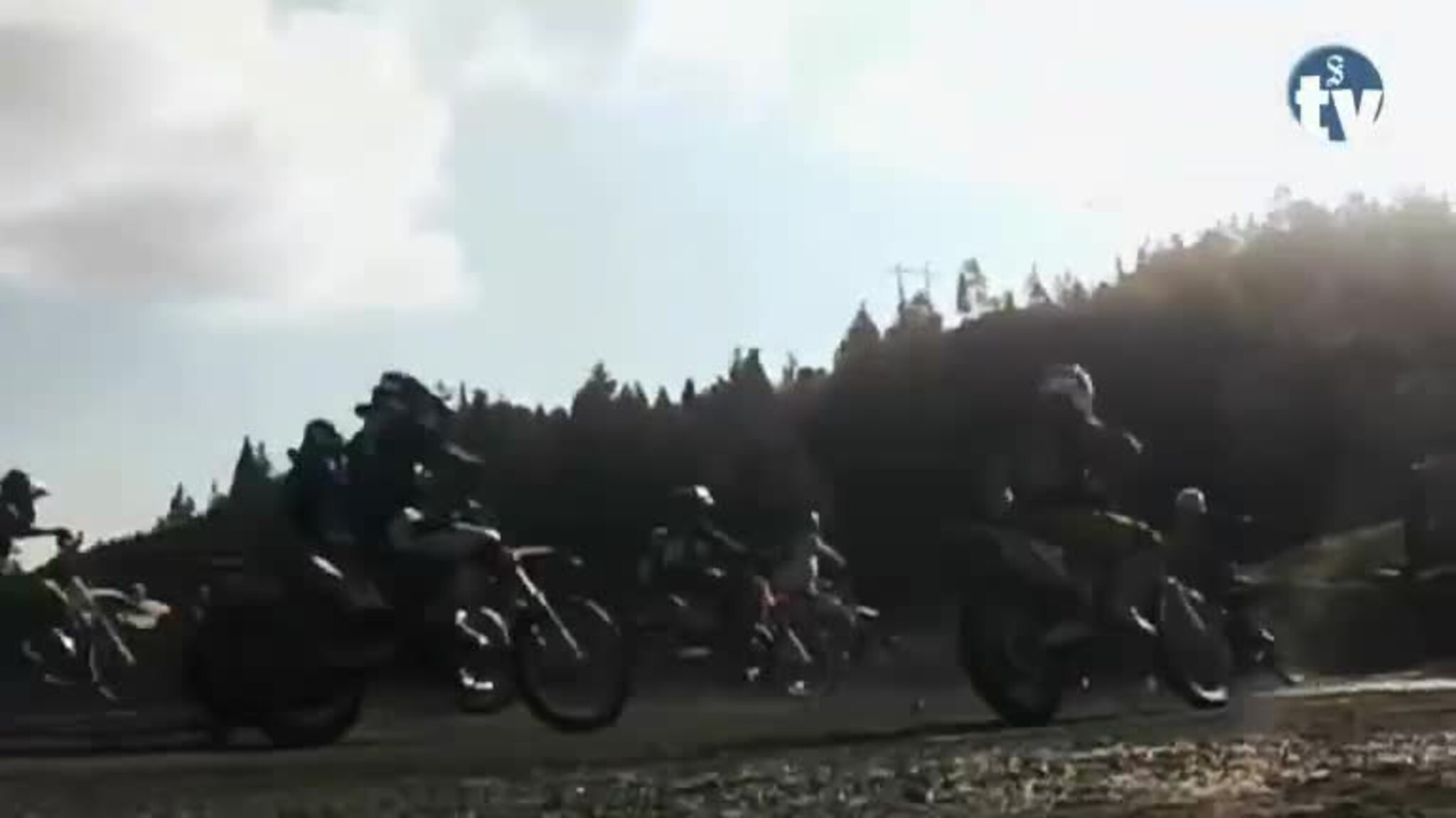 Odin (15) vil bli stor i motocross