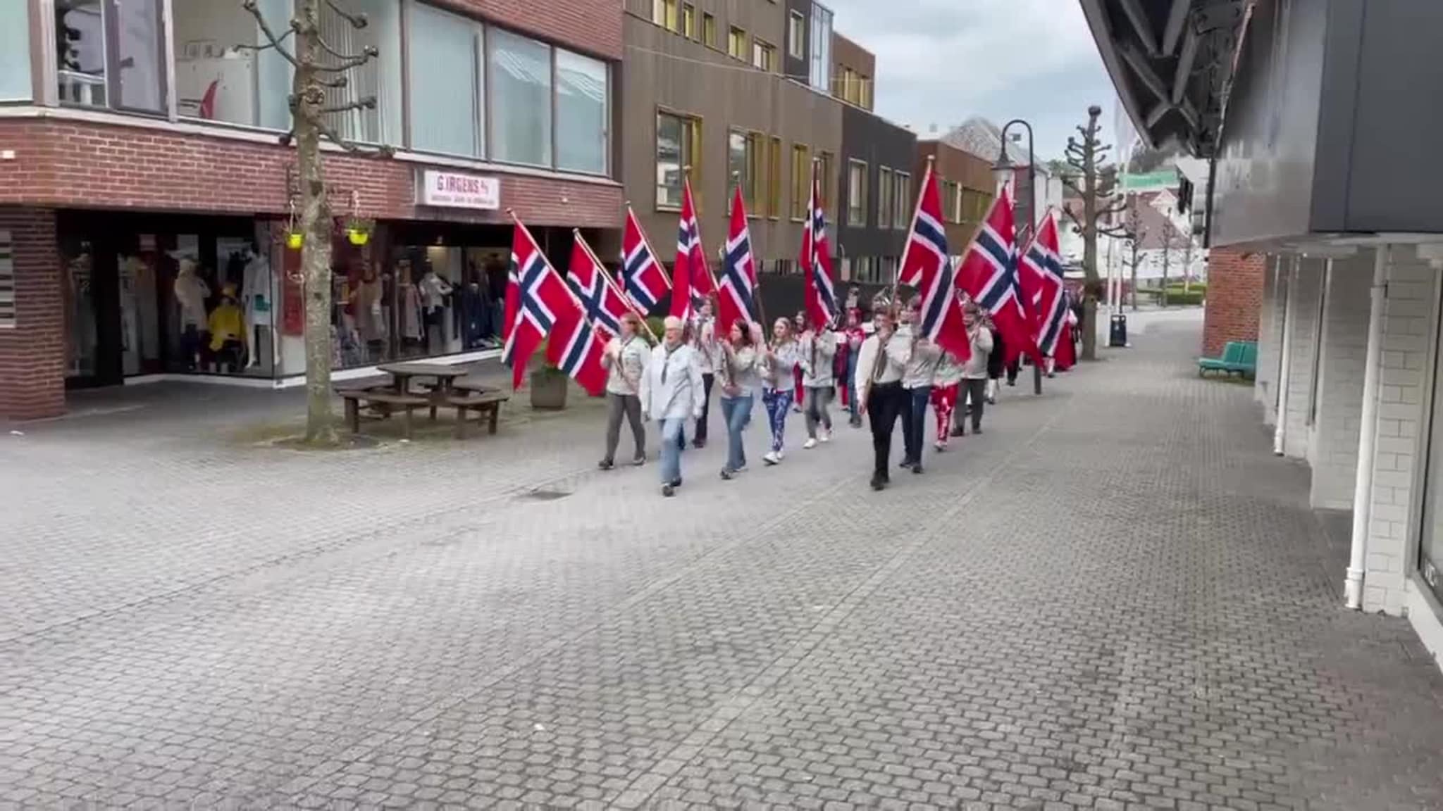 Morgontog gjennom sentrum