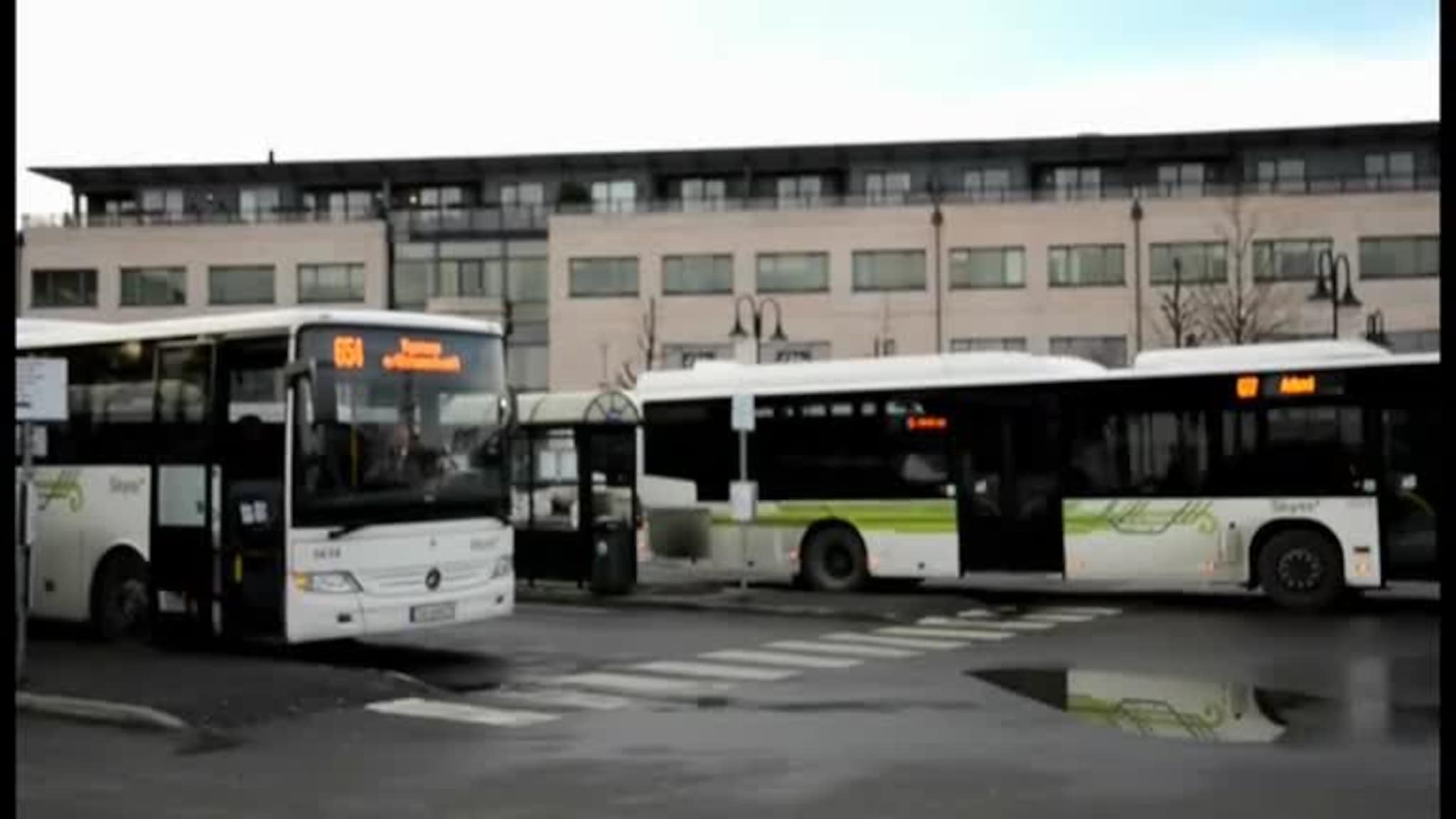 Fire i farta om nybygg på ferjekaien