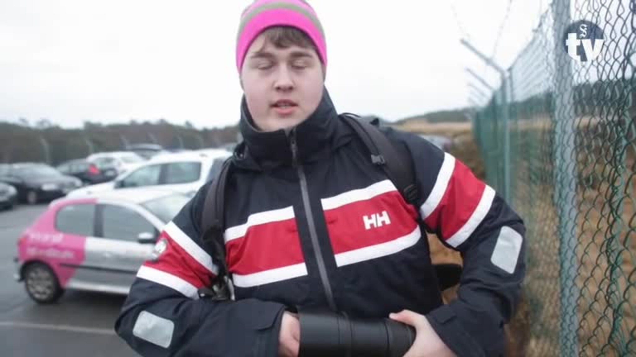 Trossar vêr og vind på jakt etter fly