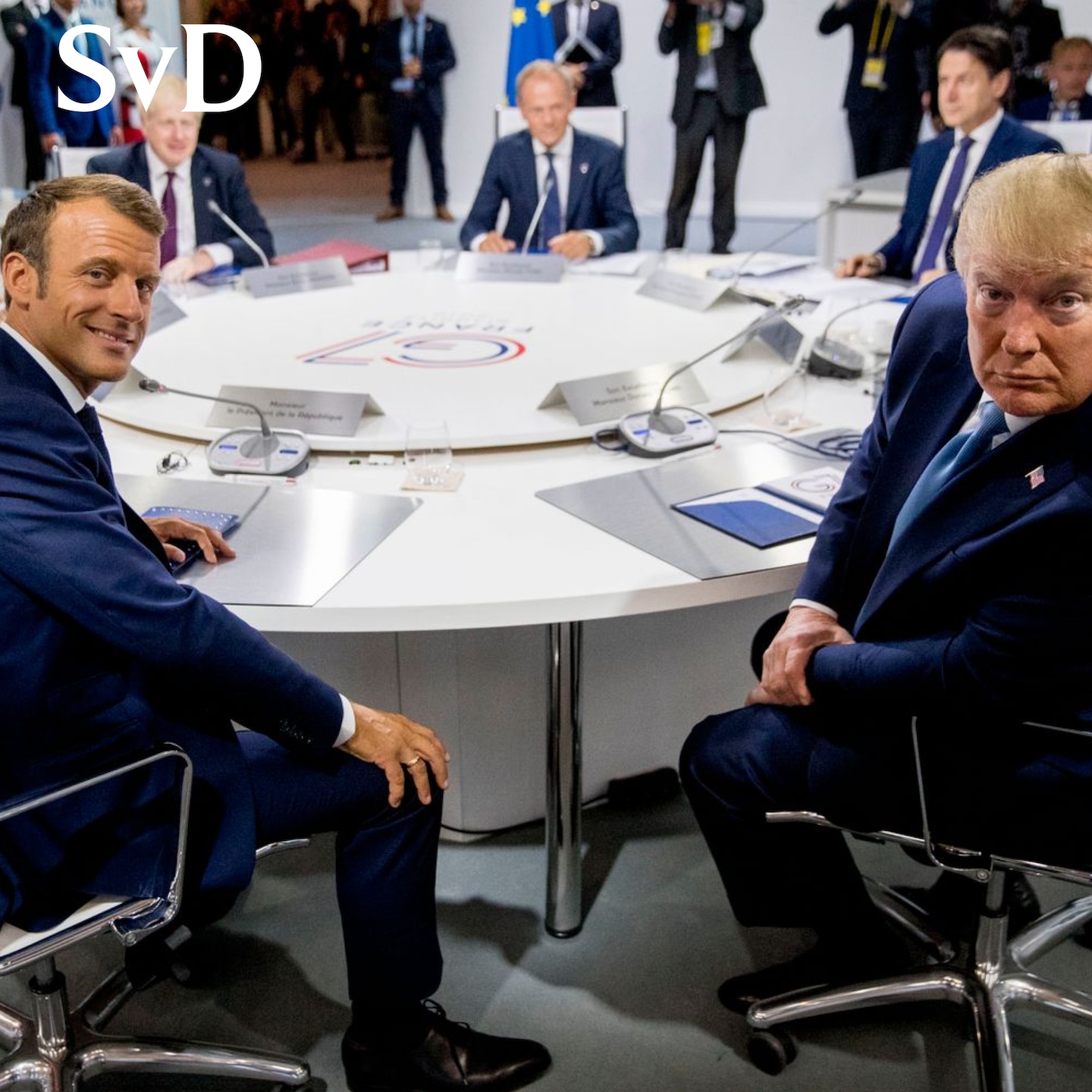 Hålla Trump på gott humör är planen episode artwork