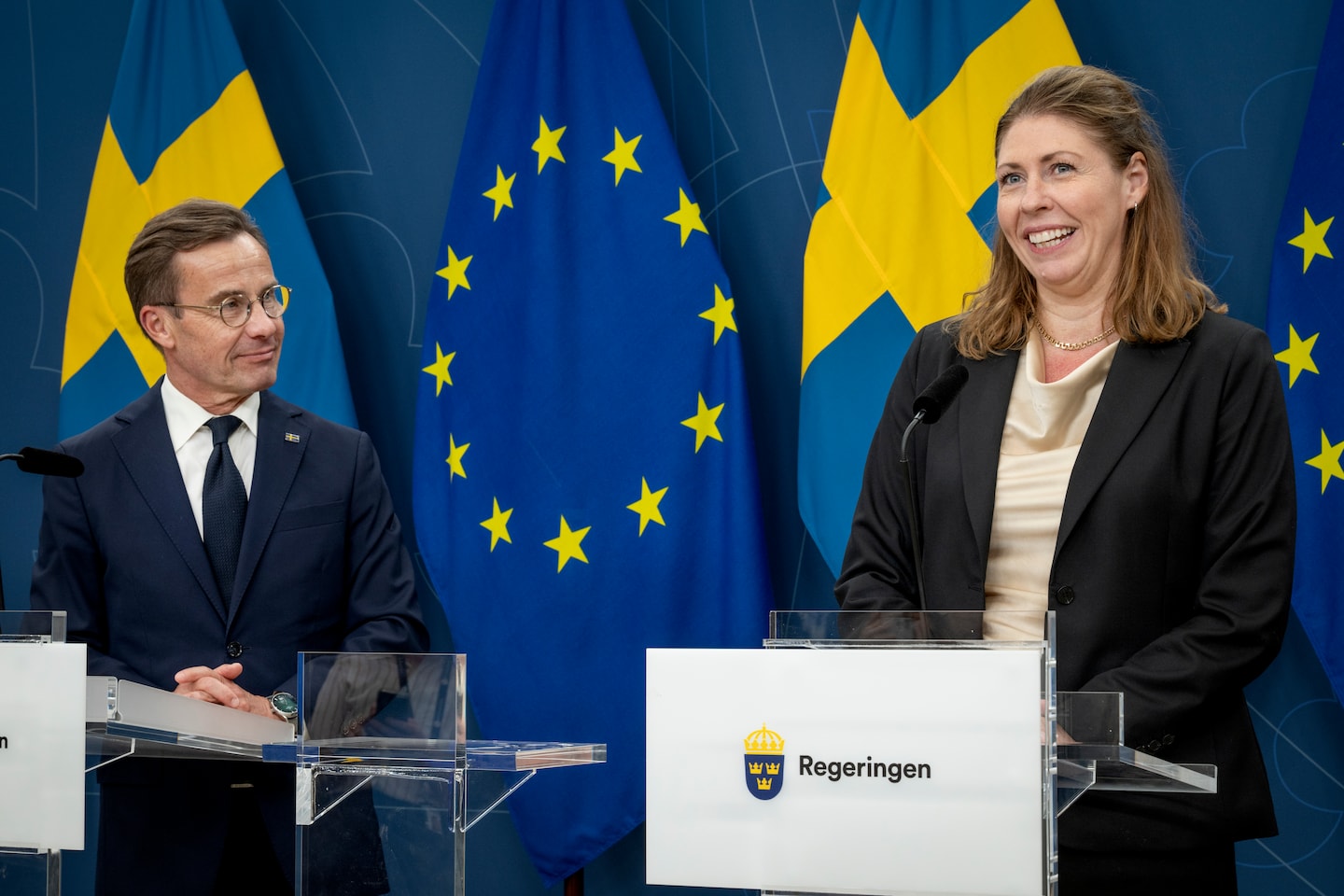364. Vem agerade bäst när den nya ministern svimmade?