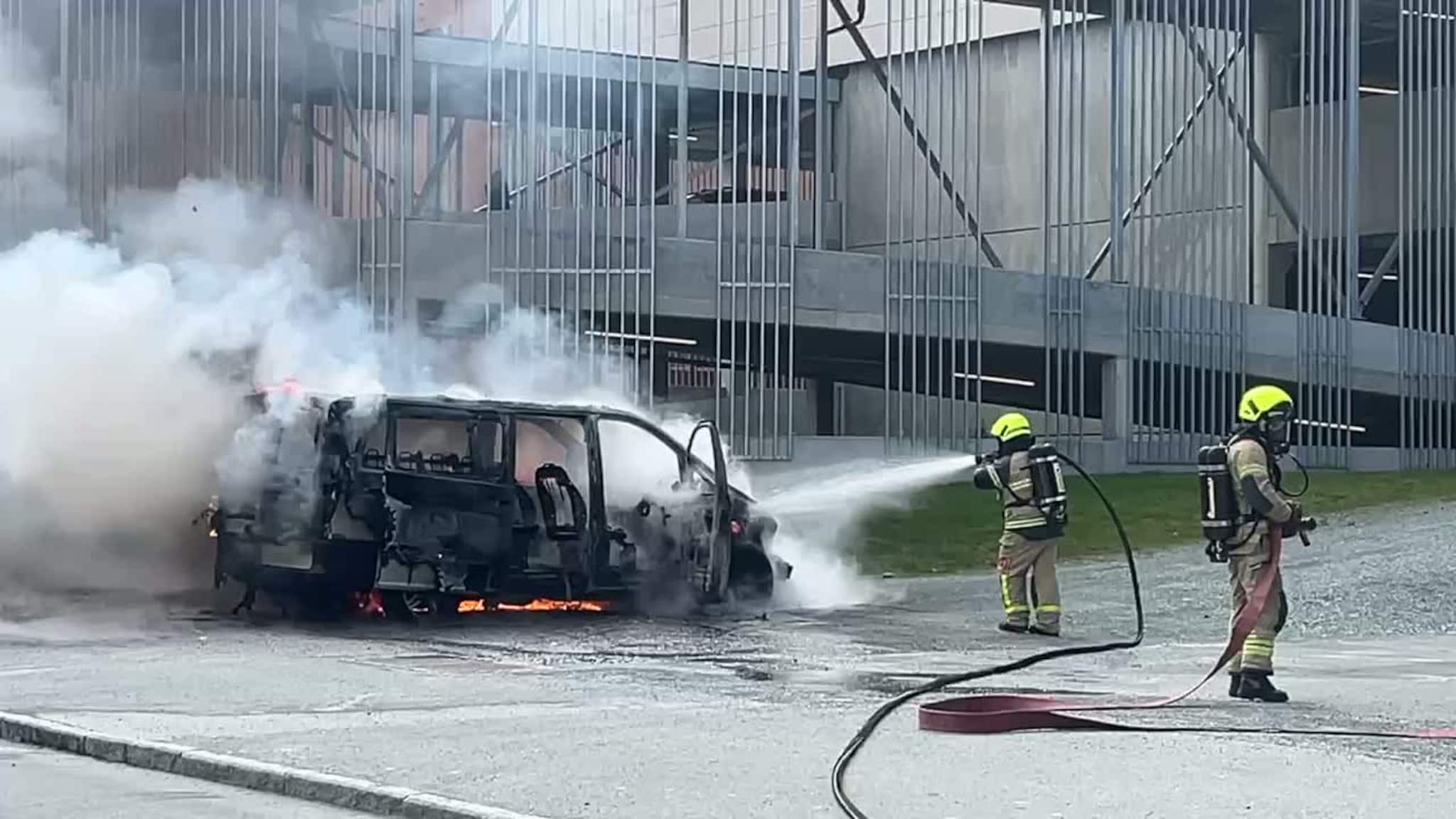 Bilbrannen nær slukket