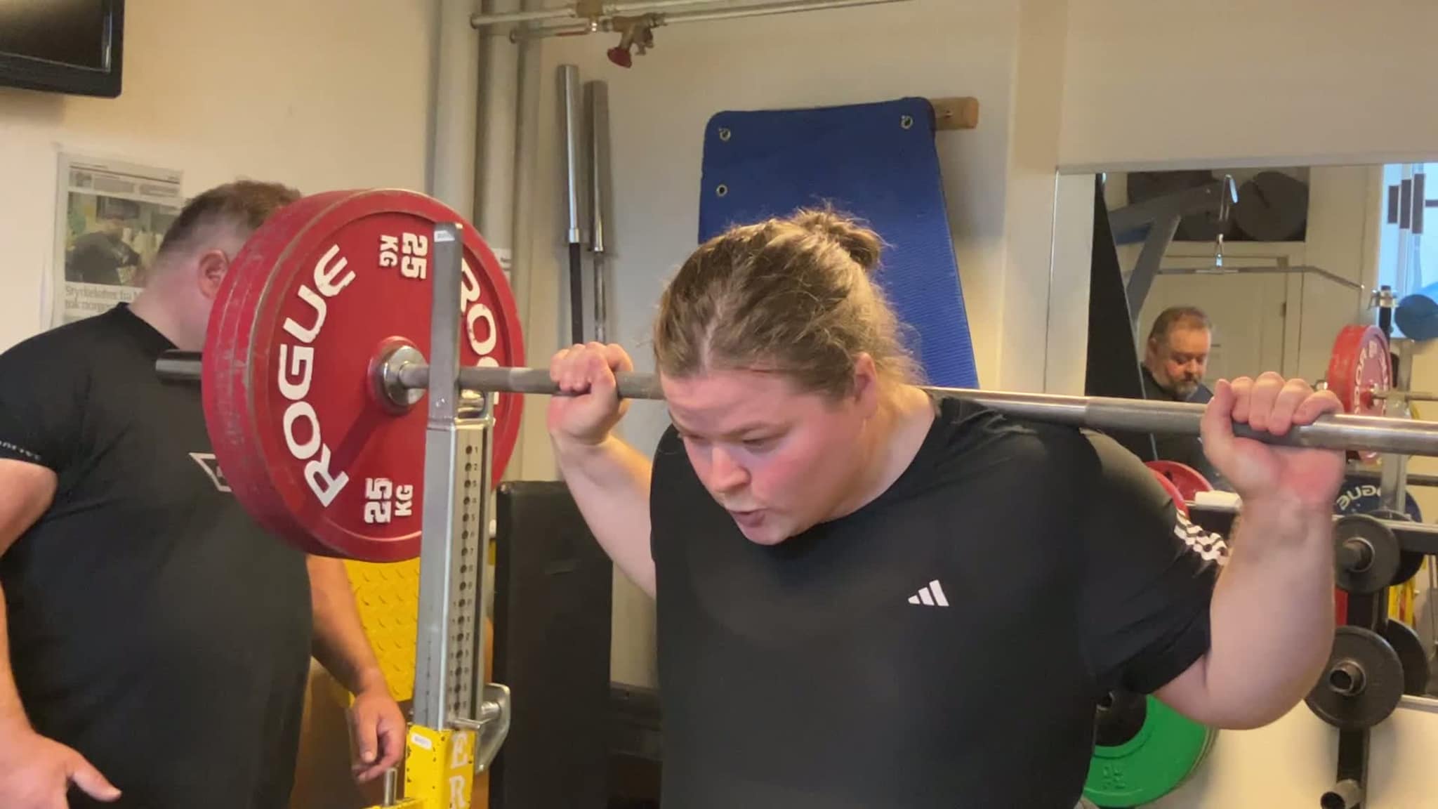 Marie Konstad i 185 kilo knebøy