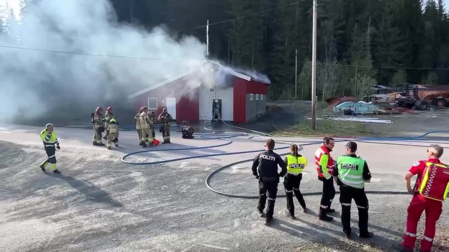 Brann i brannstasjon på Gåsbakken