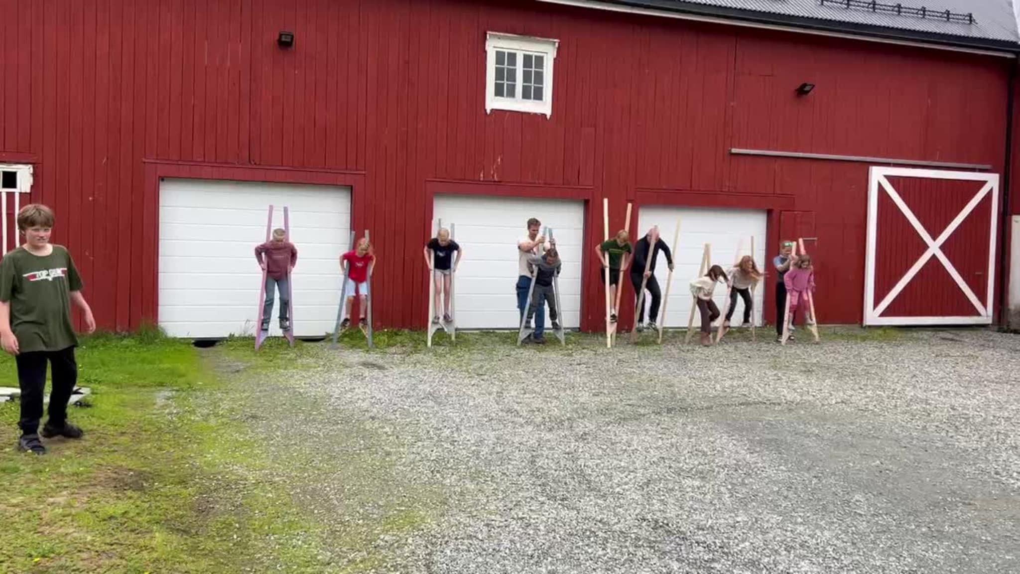 Stylteløp på Øver Bortn gård