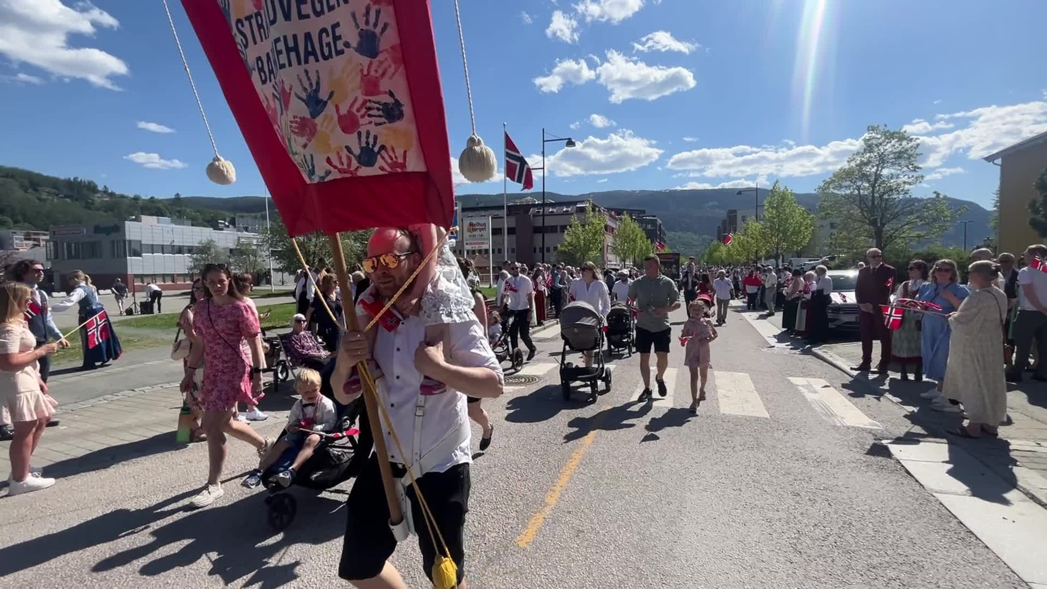 17.mai-toget i Melhus