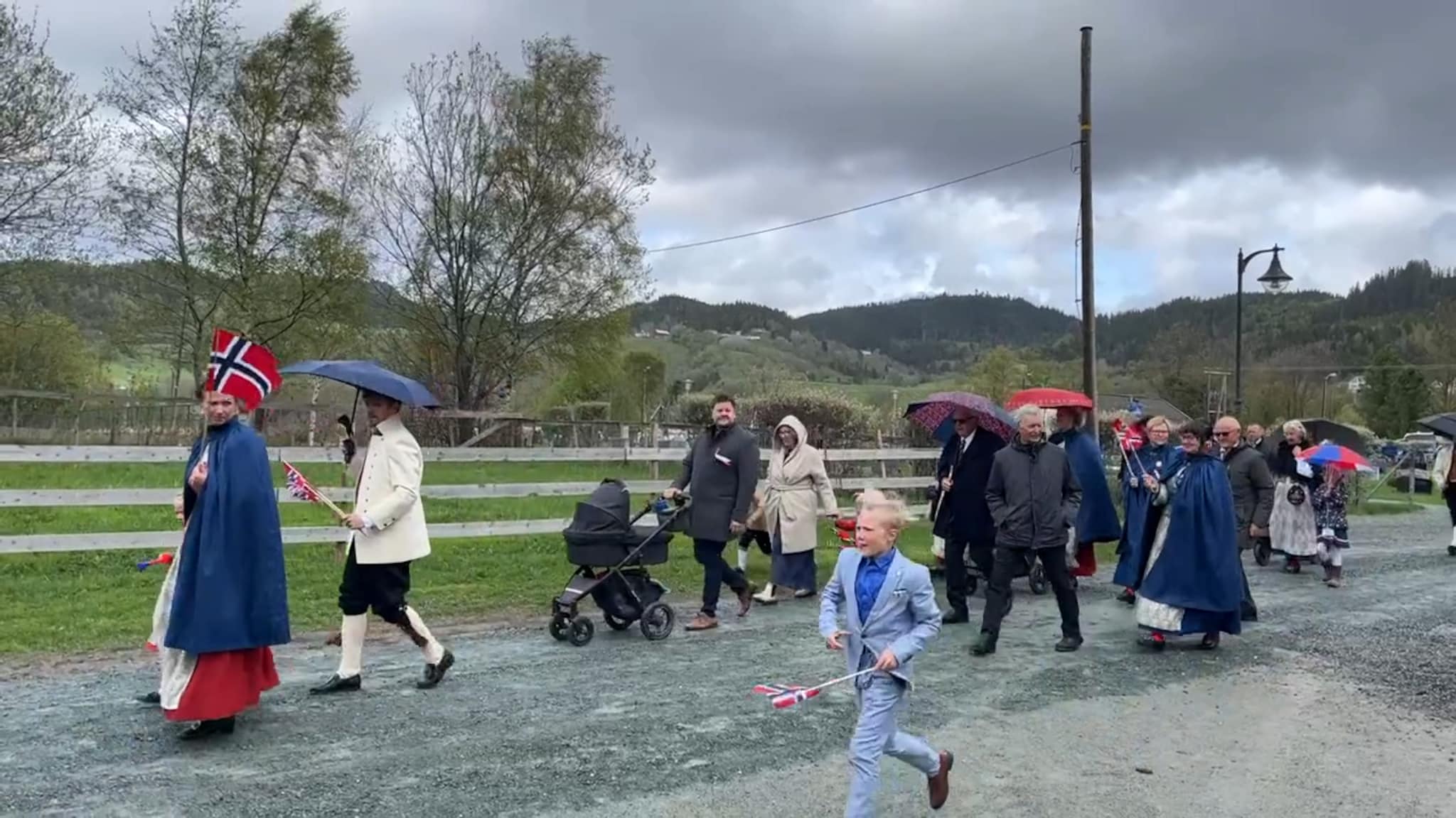 Flå folketog 17. mai