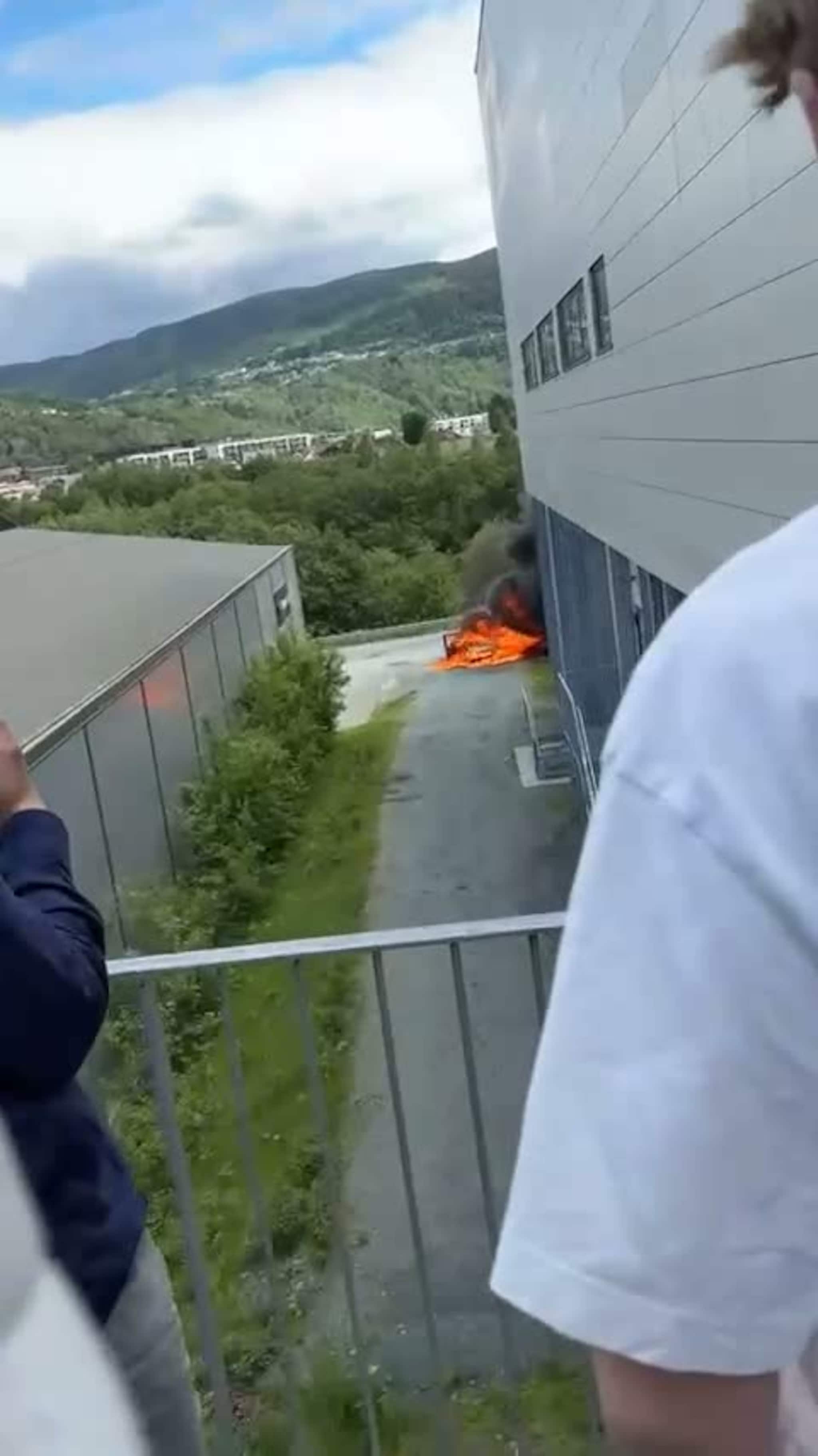 Bilbrann ved Melhushallen