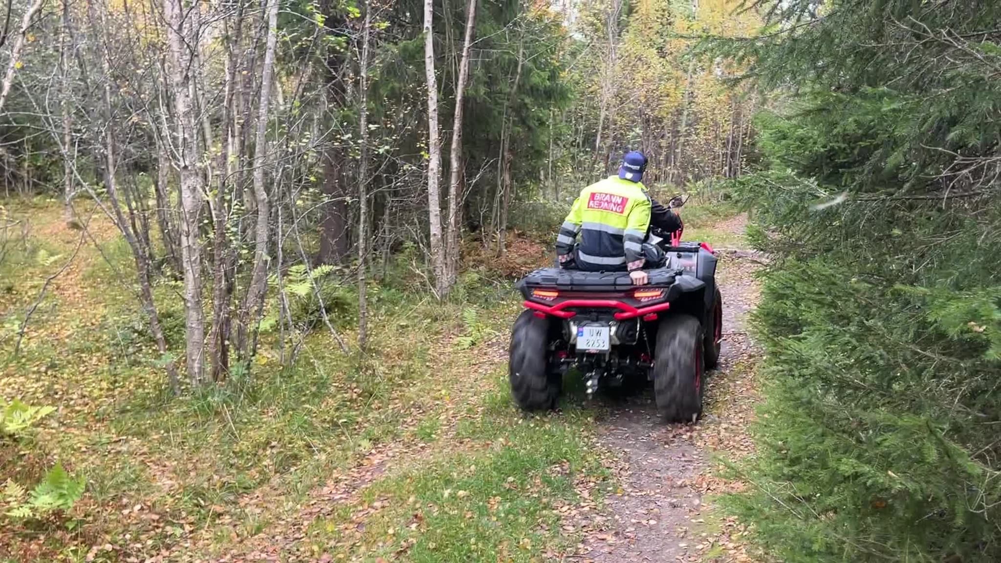 ATV på tur inn i skogen
