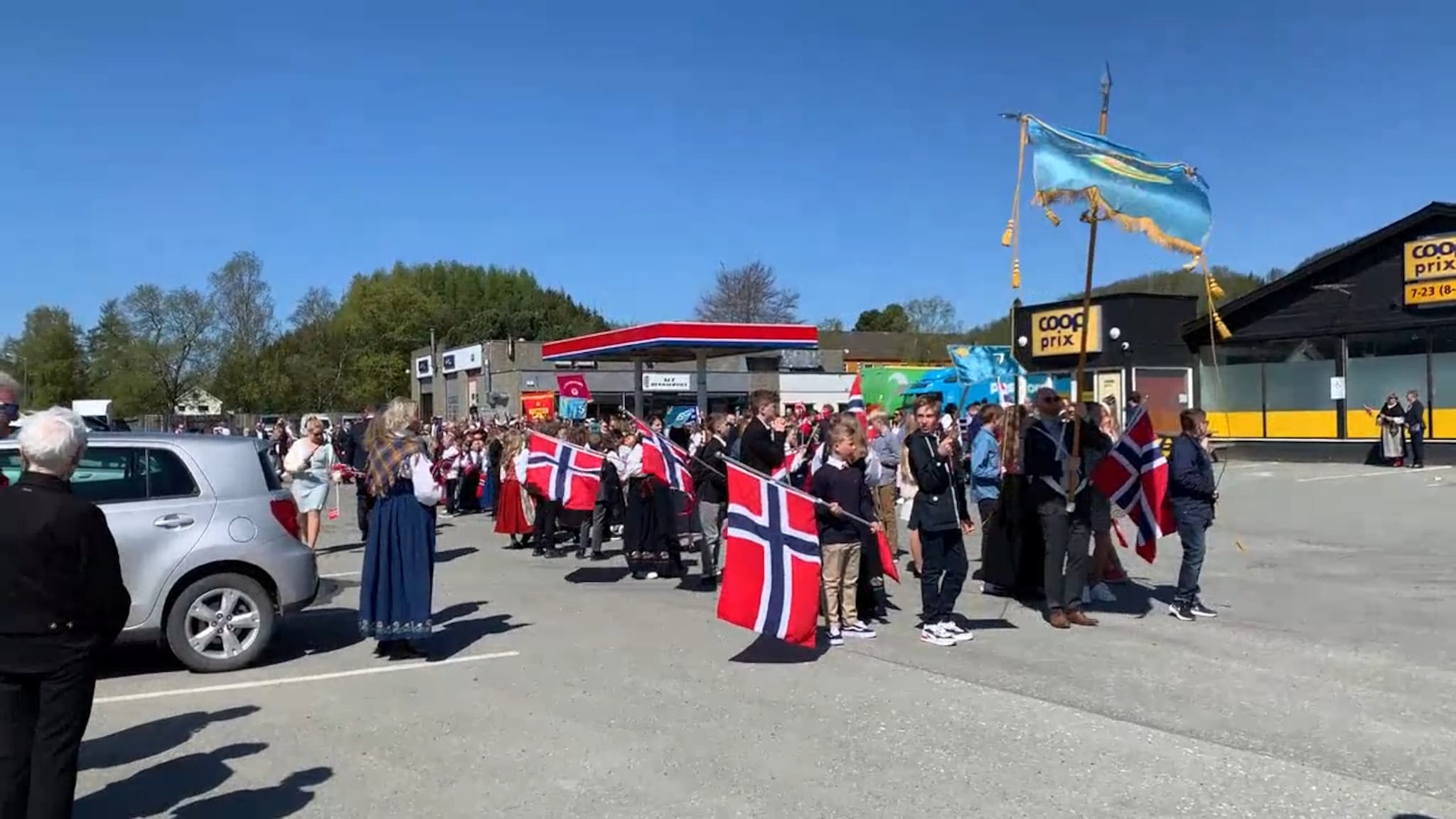 17. mai: Tog Kvål