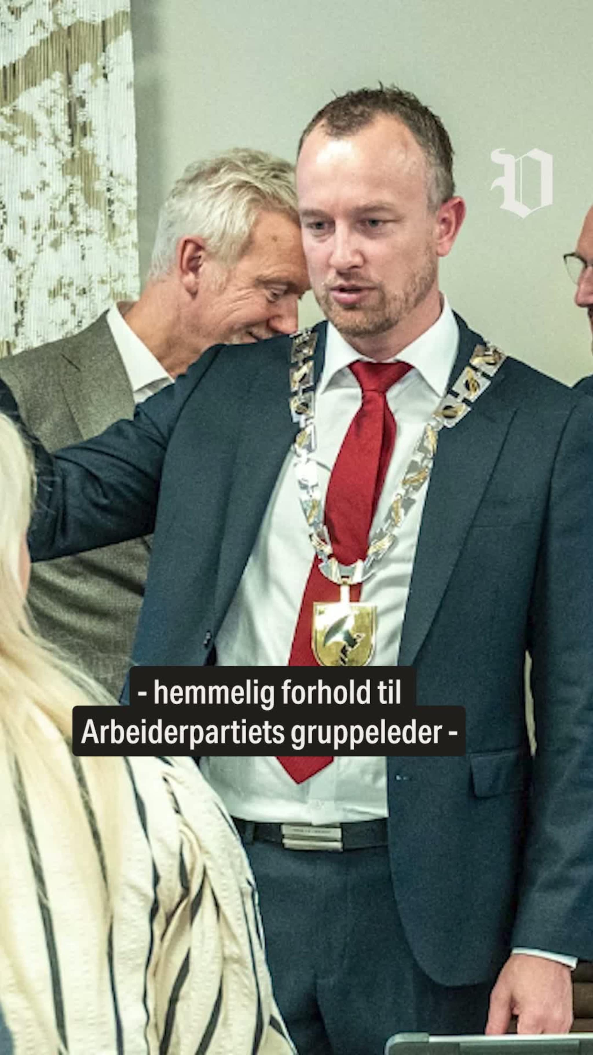 Fylkesordfører går av
