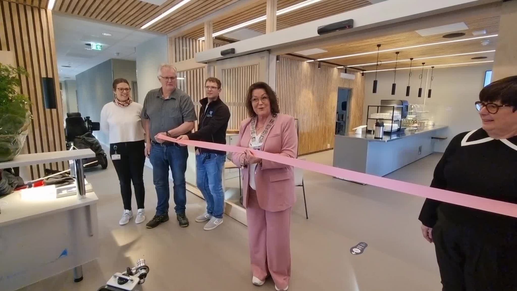 Sjå opninga av Svingen