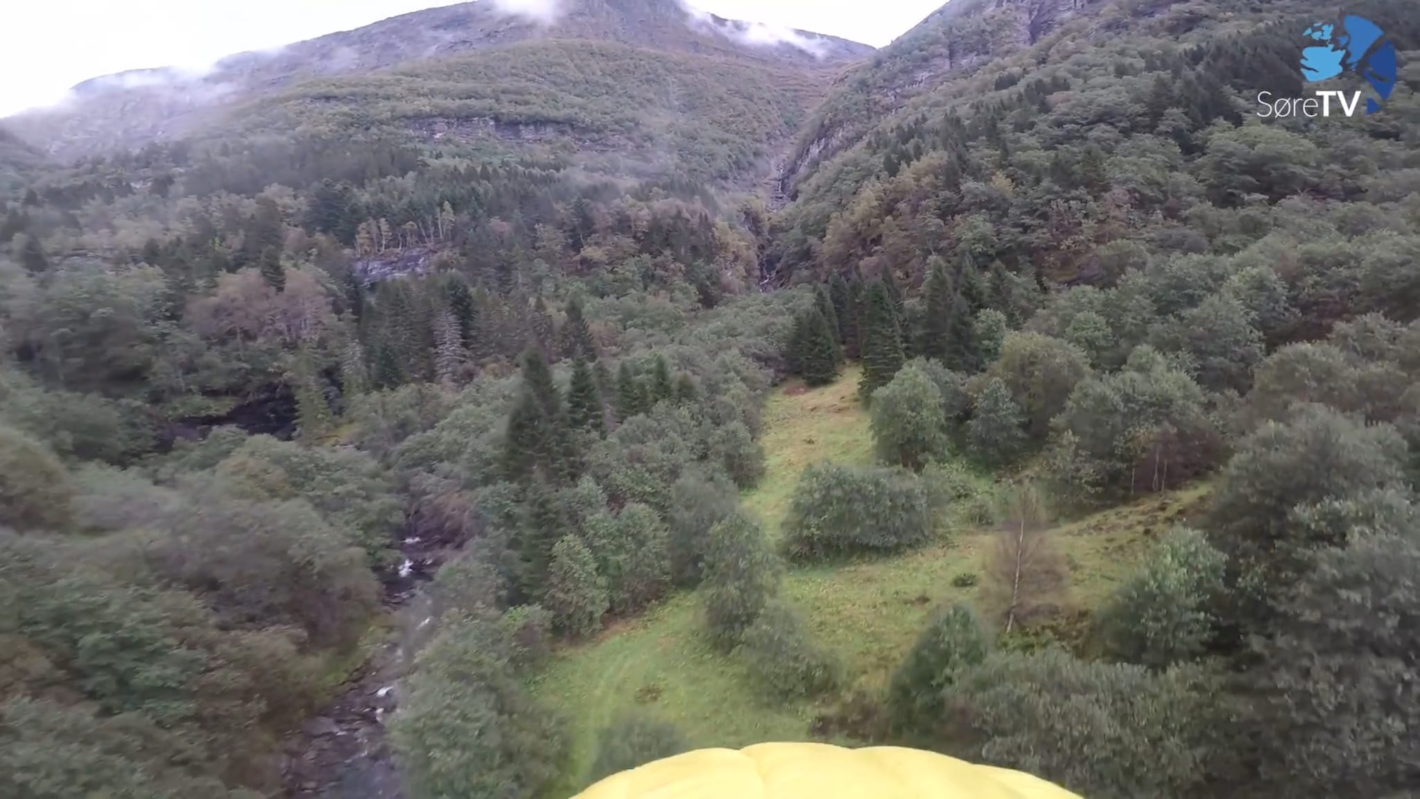 Her flyg han frå fjellet - høyr reaksjonen