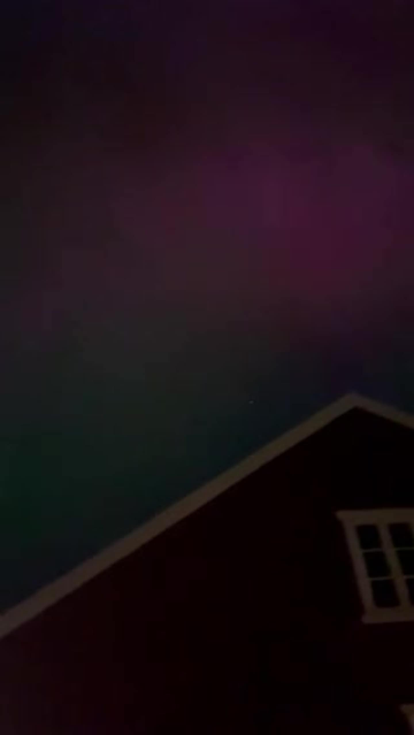 Nordlys under konsert på Herøy Gard