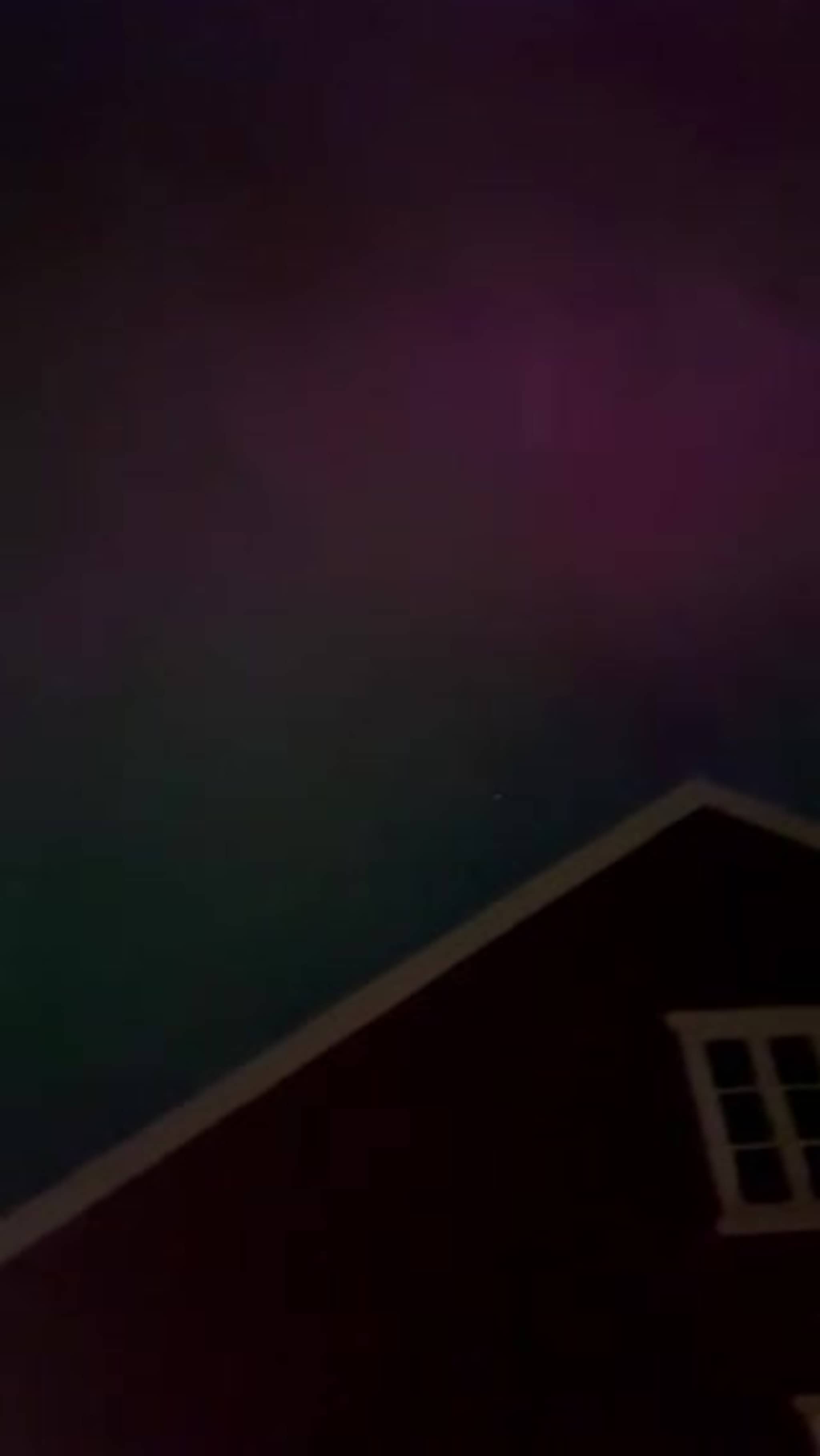 Nordlys under konsert på Herøy Gard