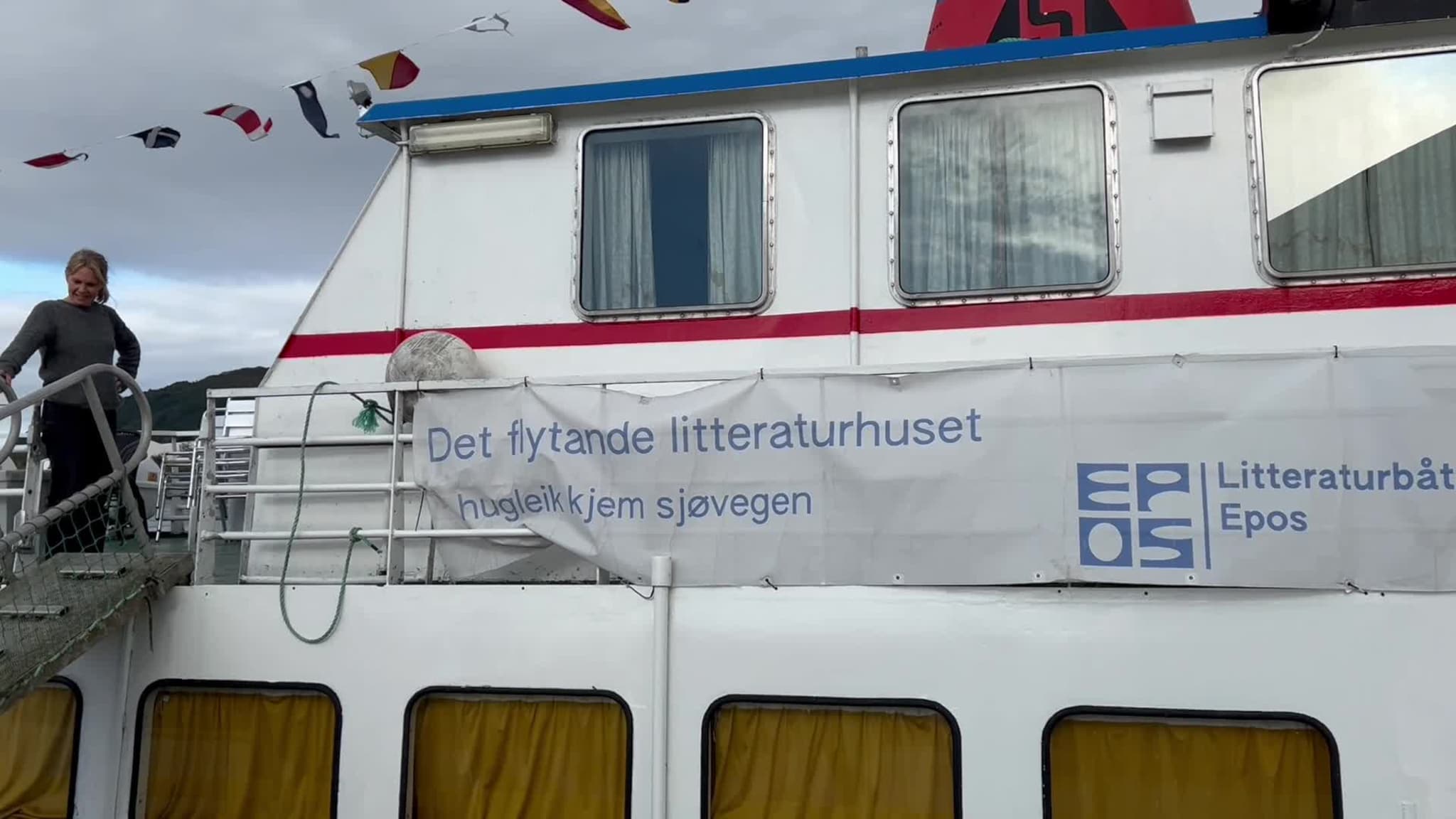 Litteraturbåten Epos på Larsnes