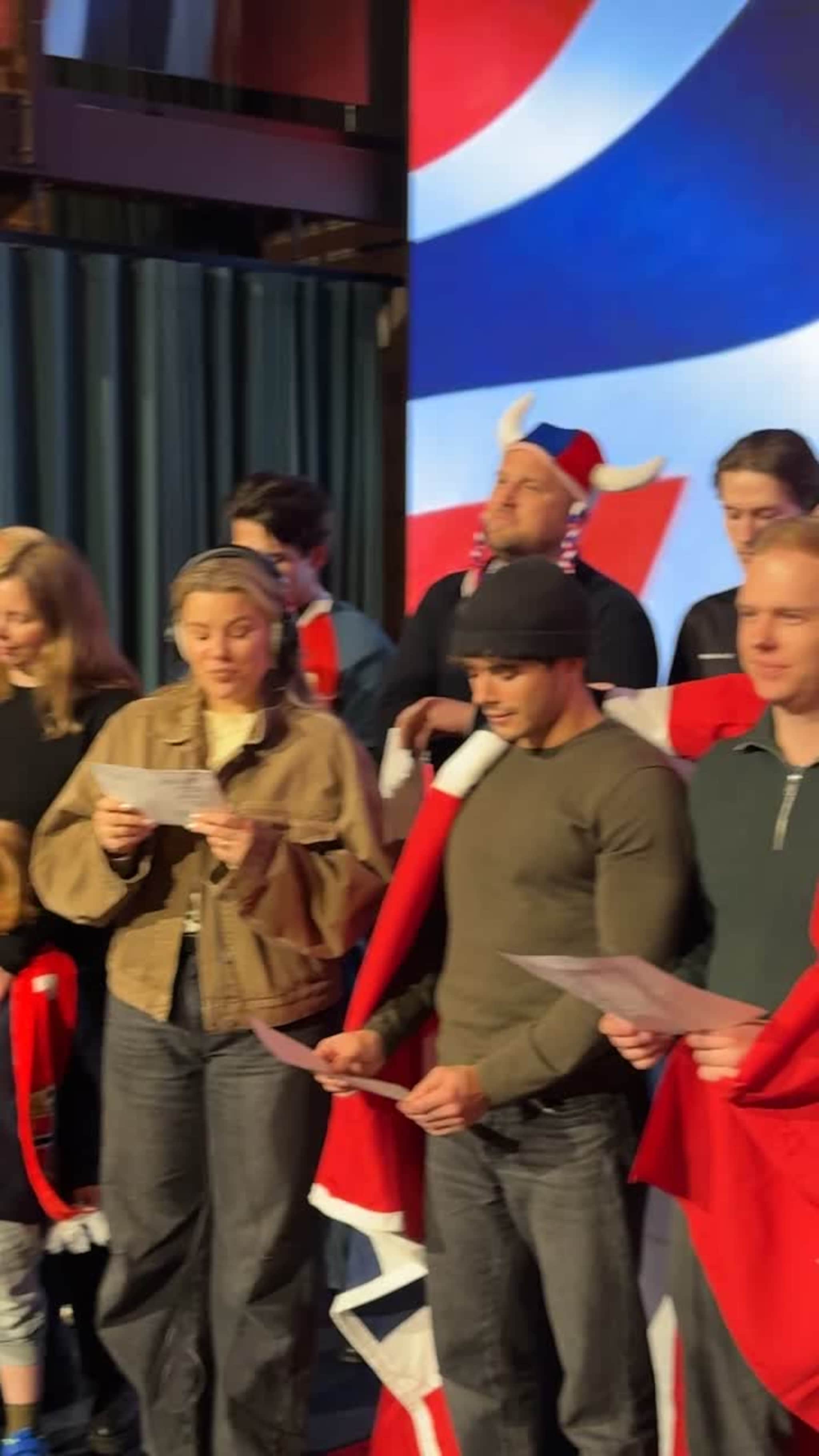 Samla sunnmøringar i Oslo for å lage VM-låt