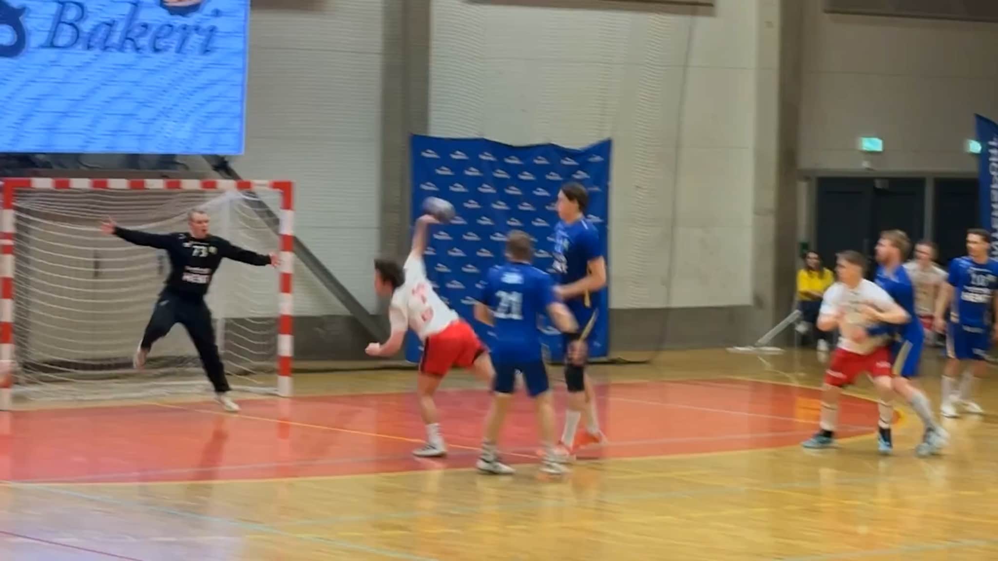 Her scora han mot topplaget