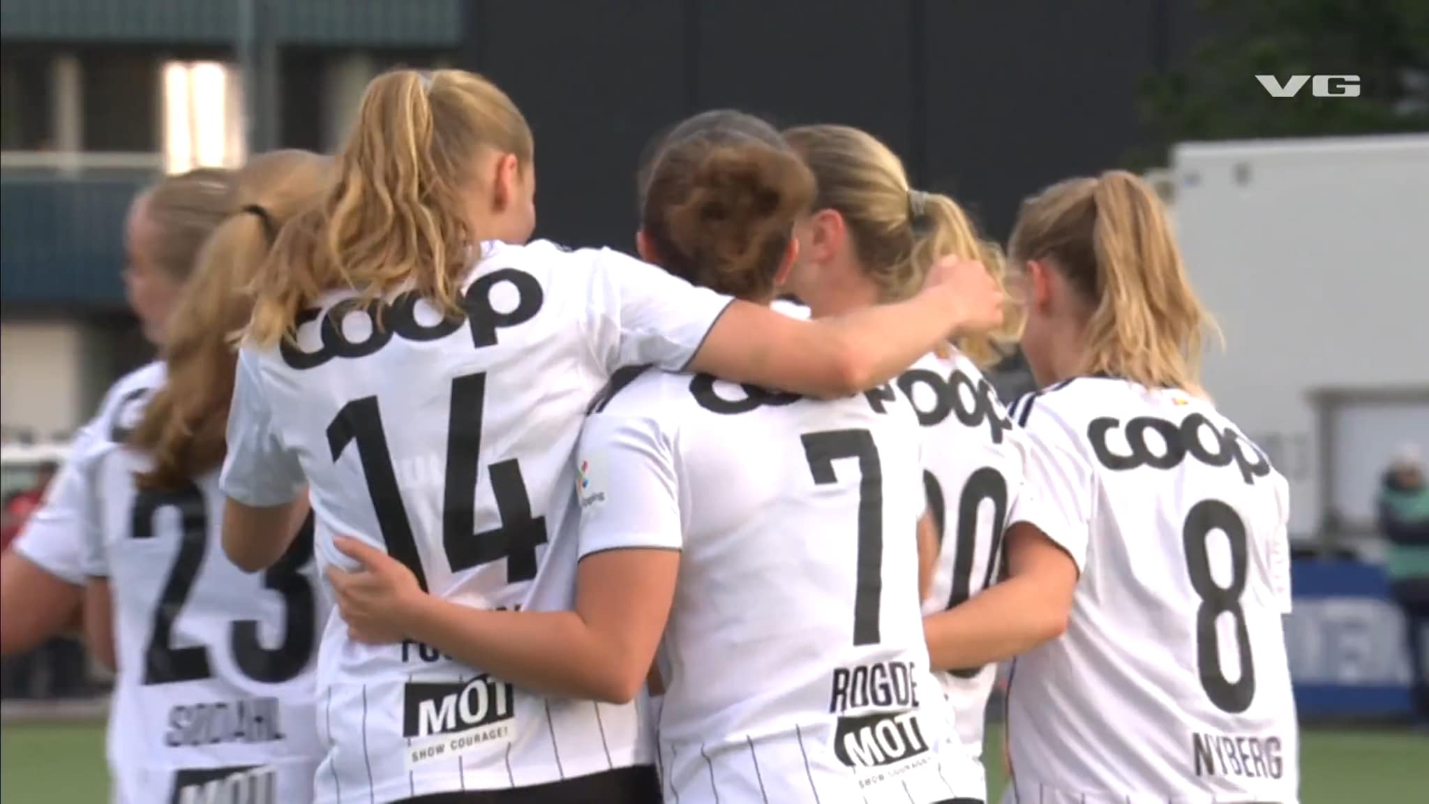 Rosenborg slo serieleder VIF etter selvmål