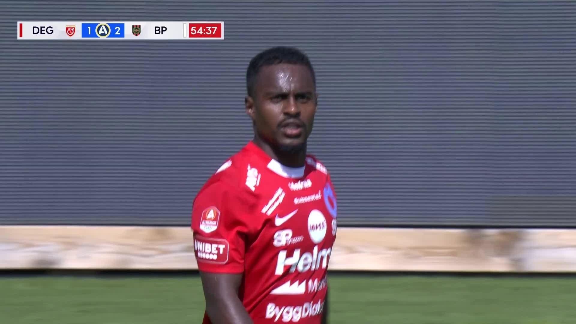 Simon Strand med selvmål for Degerfors