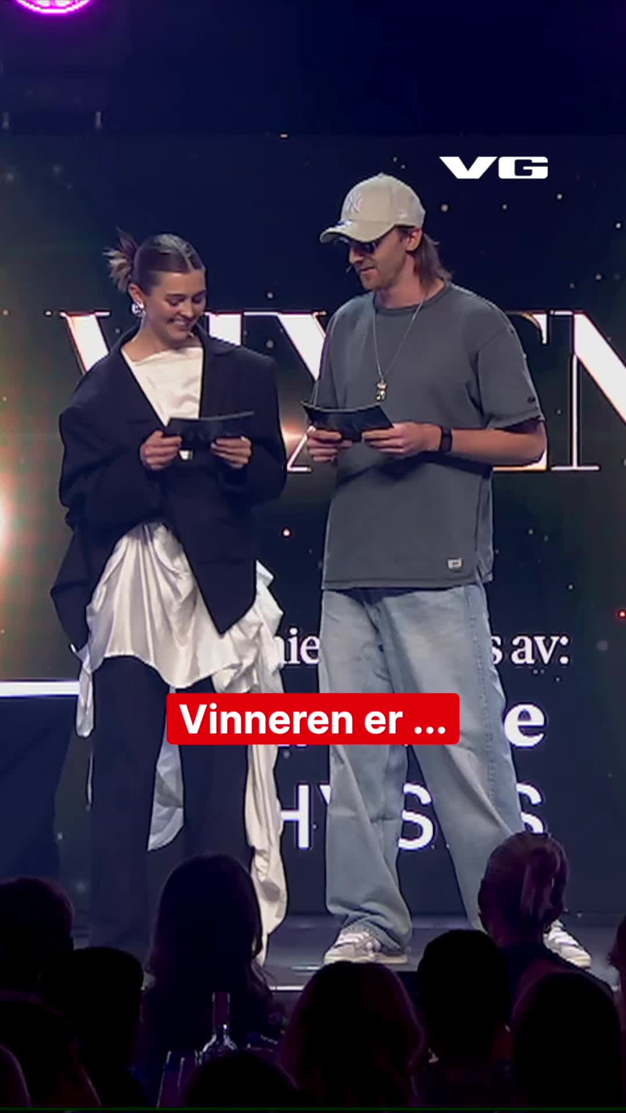 – Skål for de som ikke er her