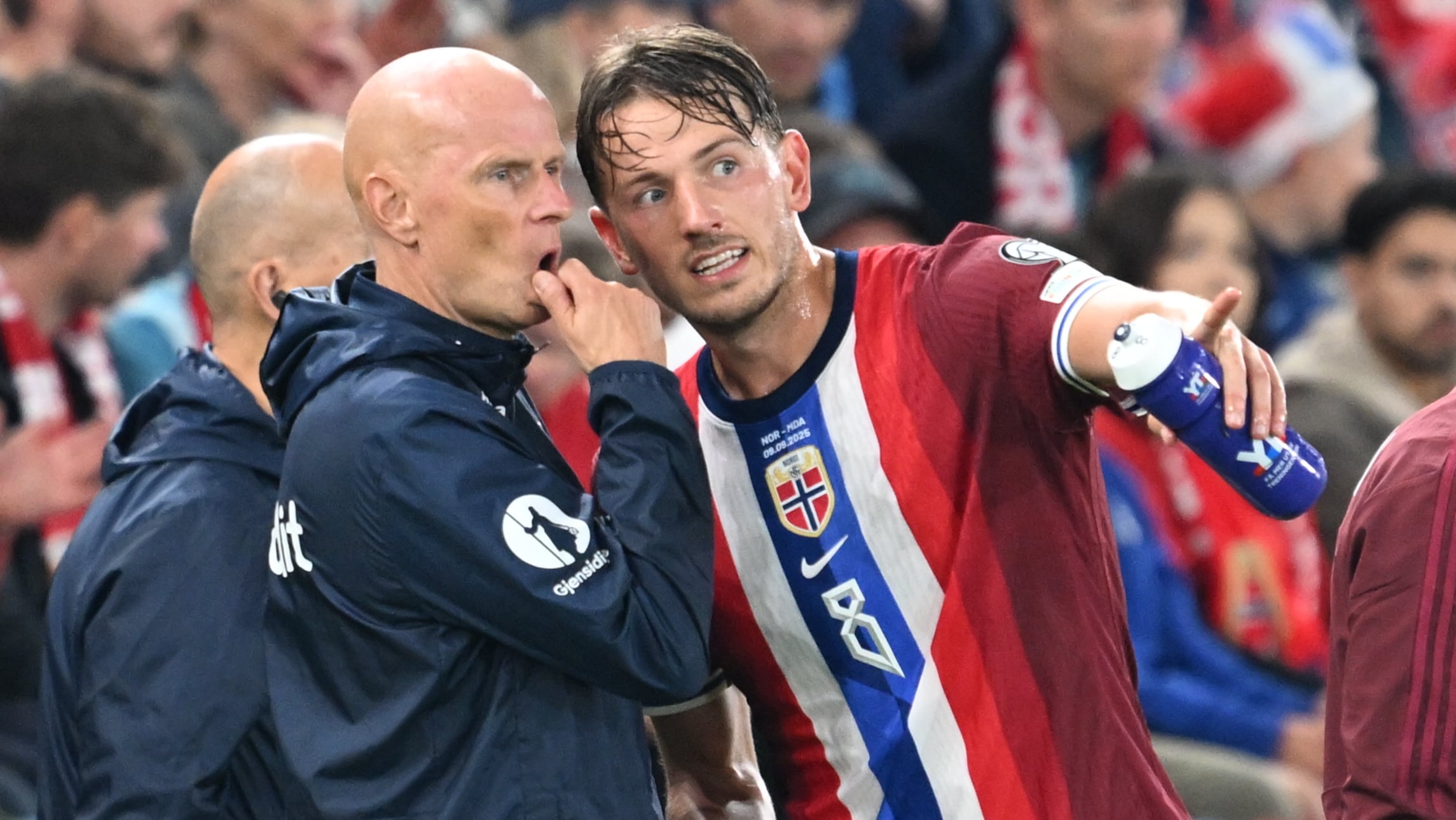 Ståle Solbakken og Sander Berge møter pressen