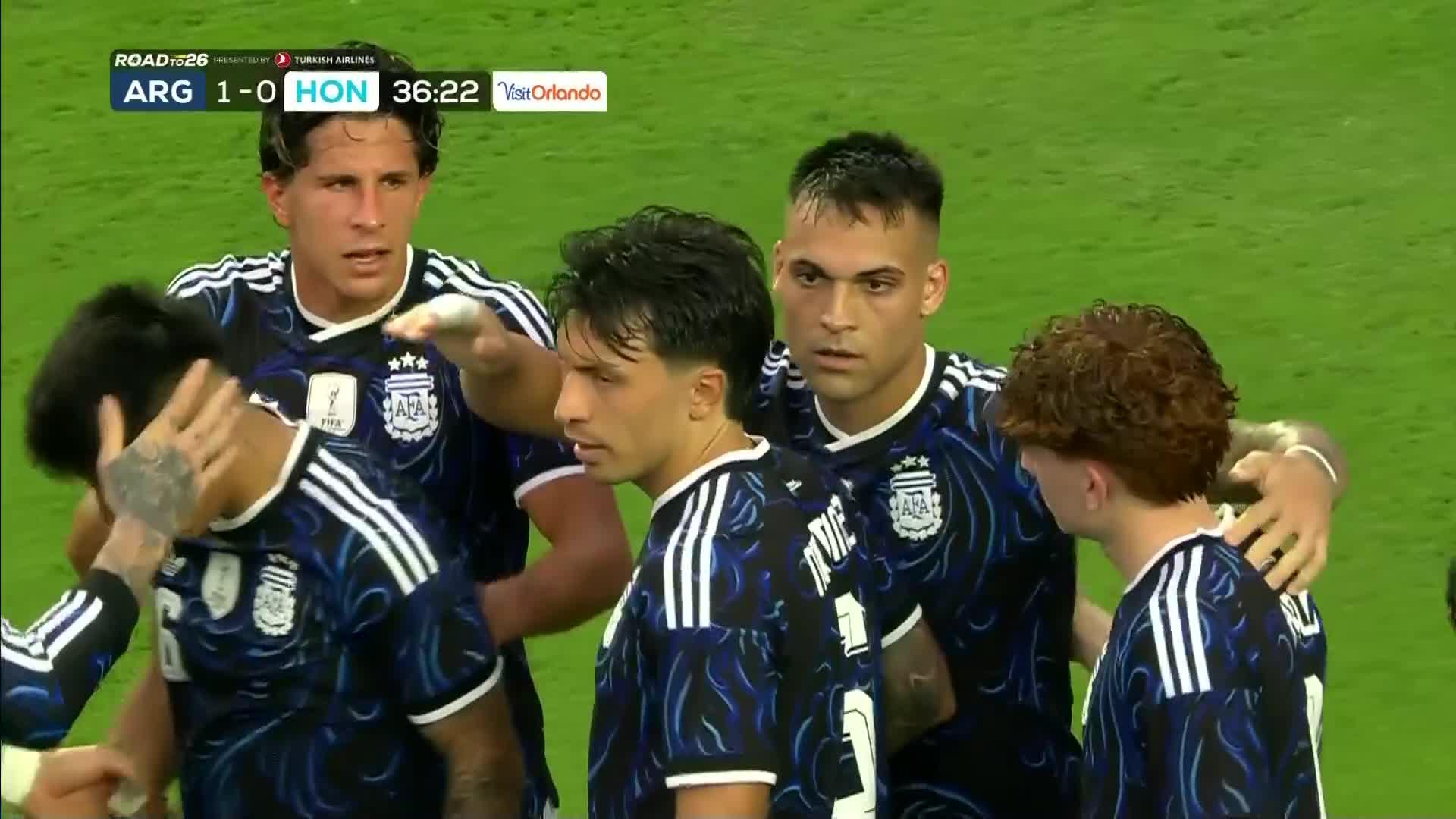Lautaro Martinez scorer mot Honduras