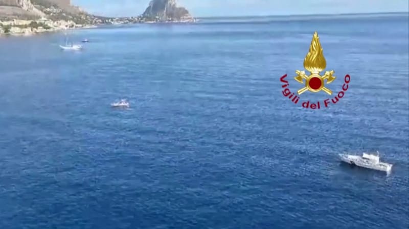 Uno yacht è affondato al largo delle coste italiane