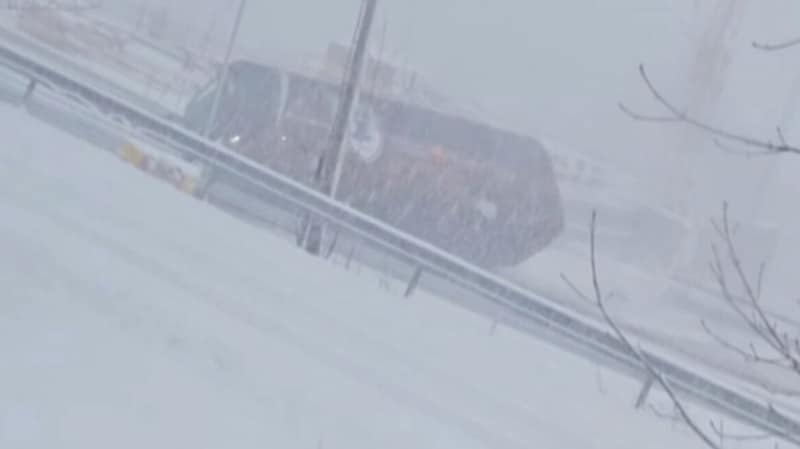 Bussvelt på E6: - Noen lettere person­skader