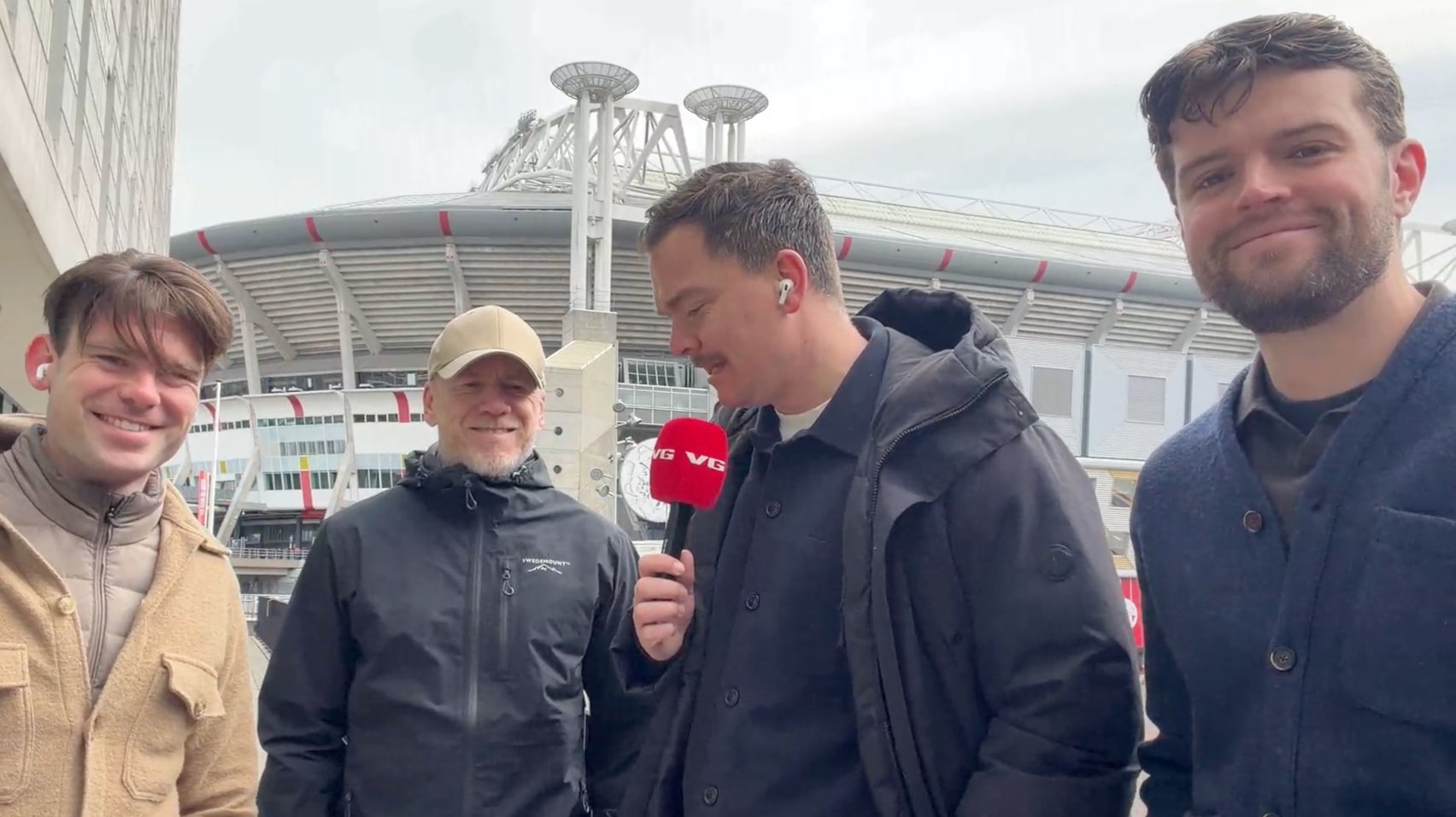 Sliter på direkten: – Forferdelig vind