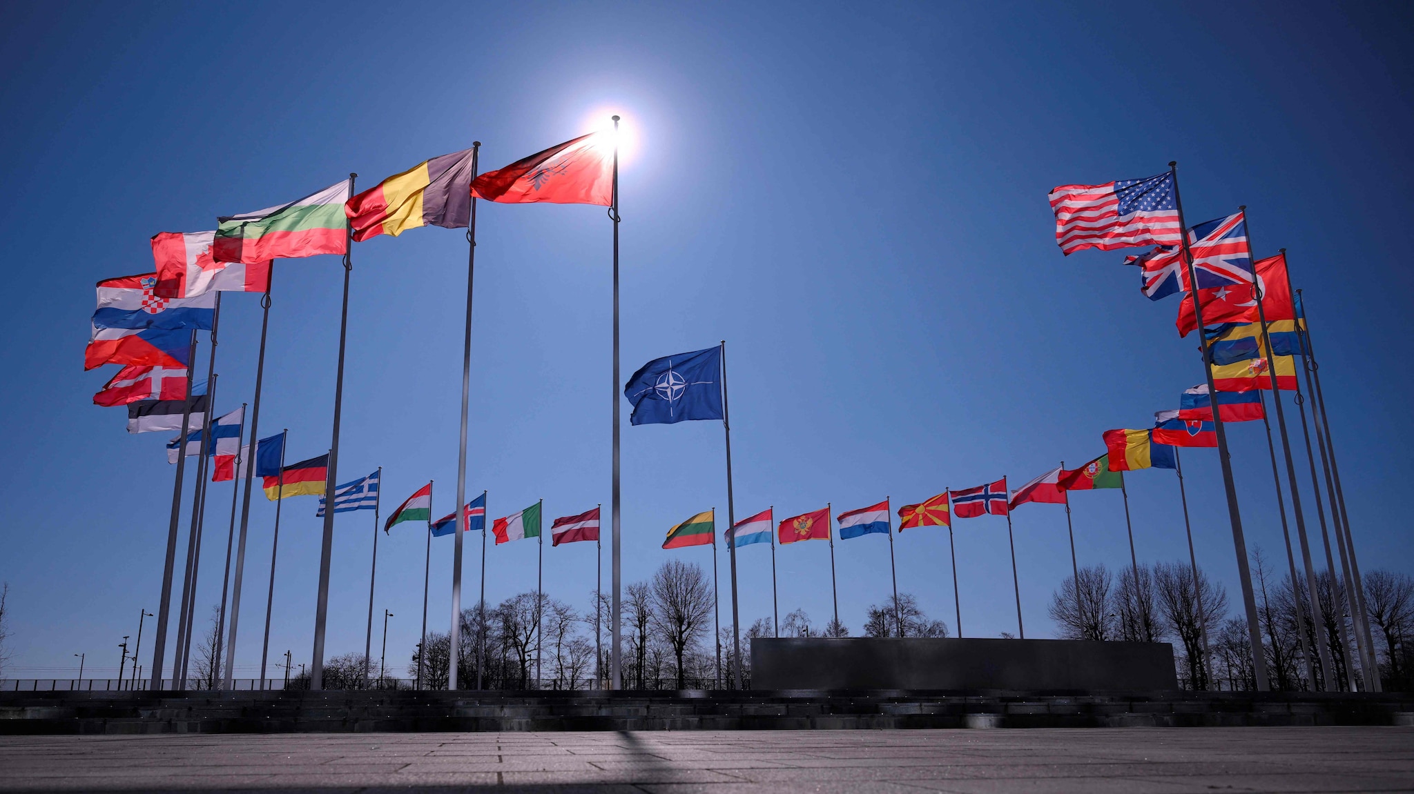 Pressekonferanse med Nato og EU
