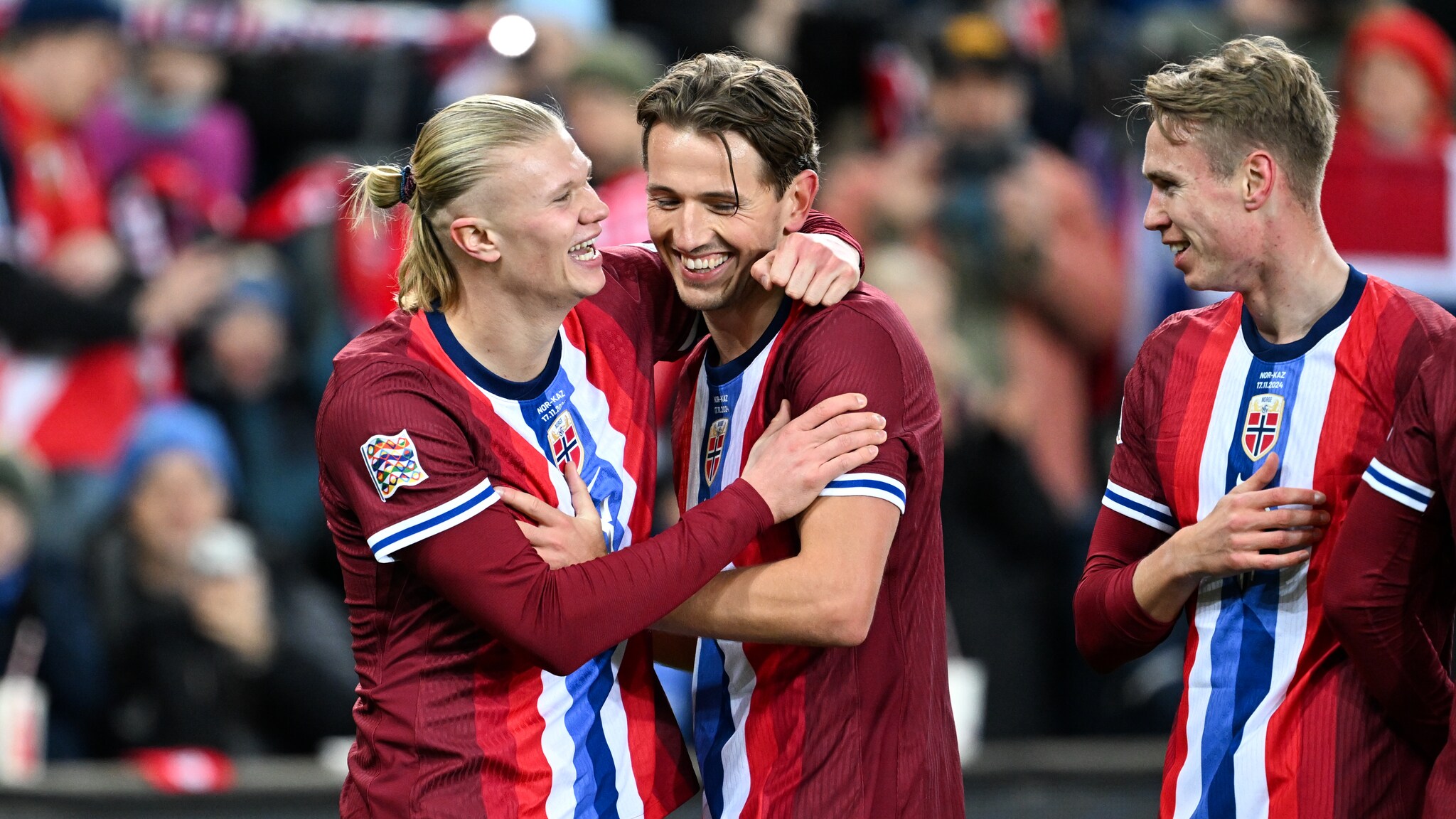 SE: Vi følger trekningen av gruppene til VM-kvalifiseringen - hvem møter Norge?