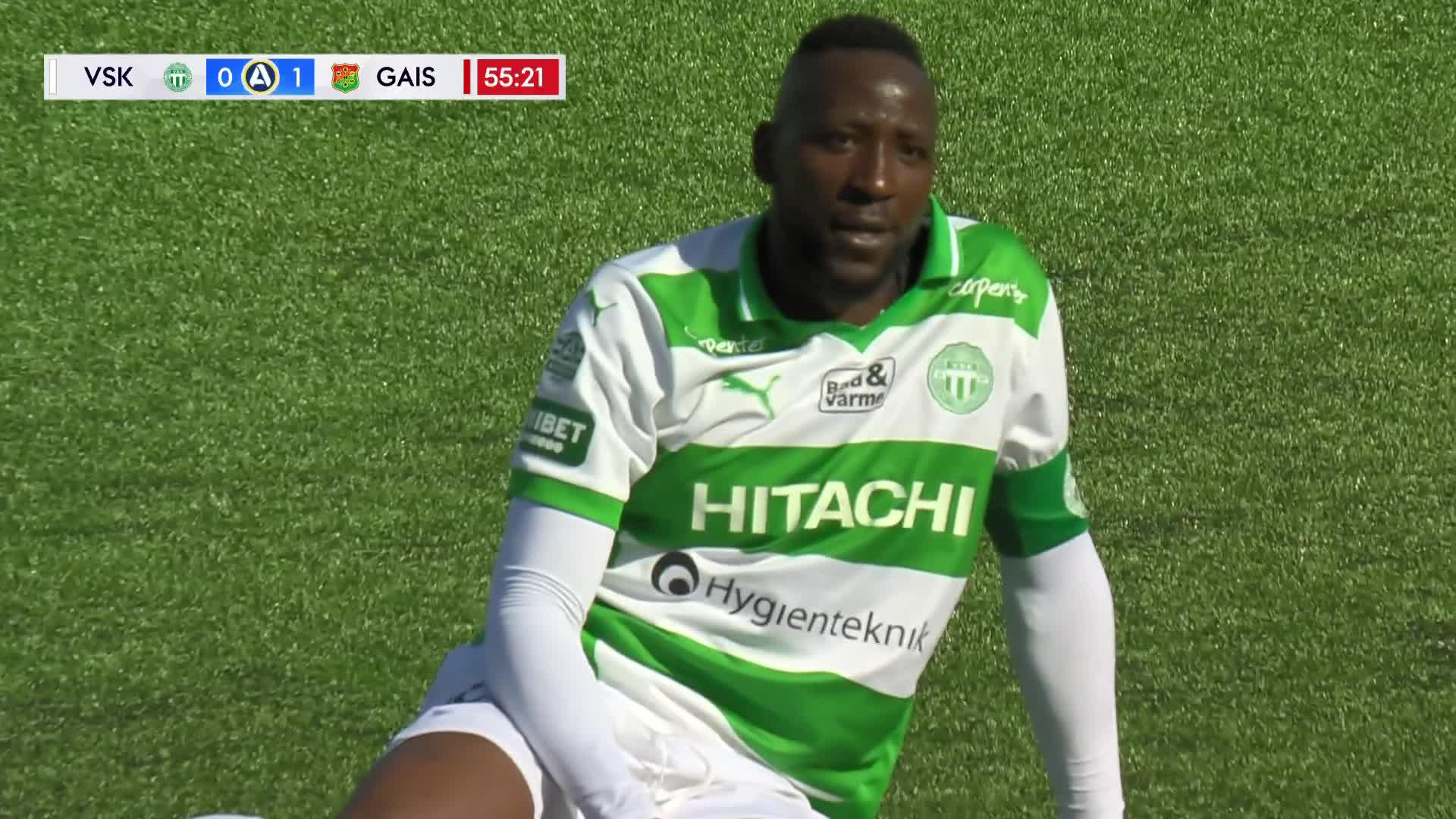 Robert Frosti Thorkelsson med mål mot Västerås