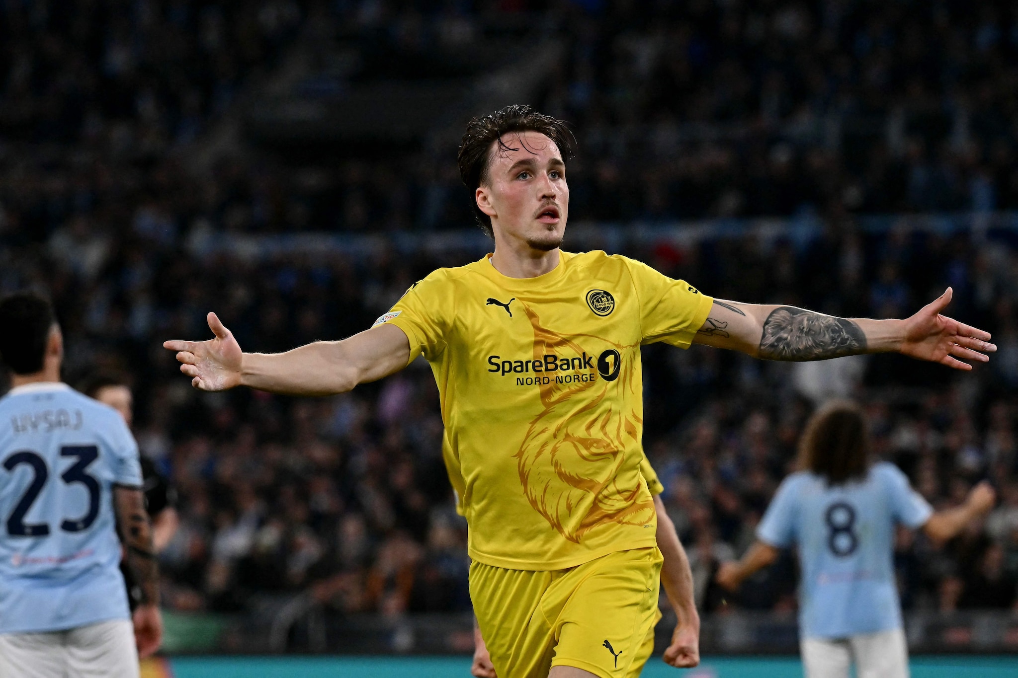 Kjempebom, scoring og utvisning for Andreas Helmersen