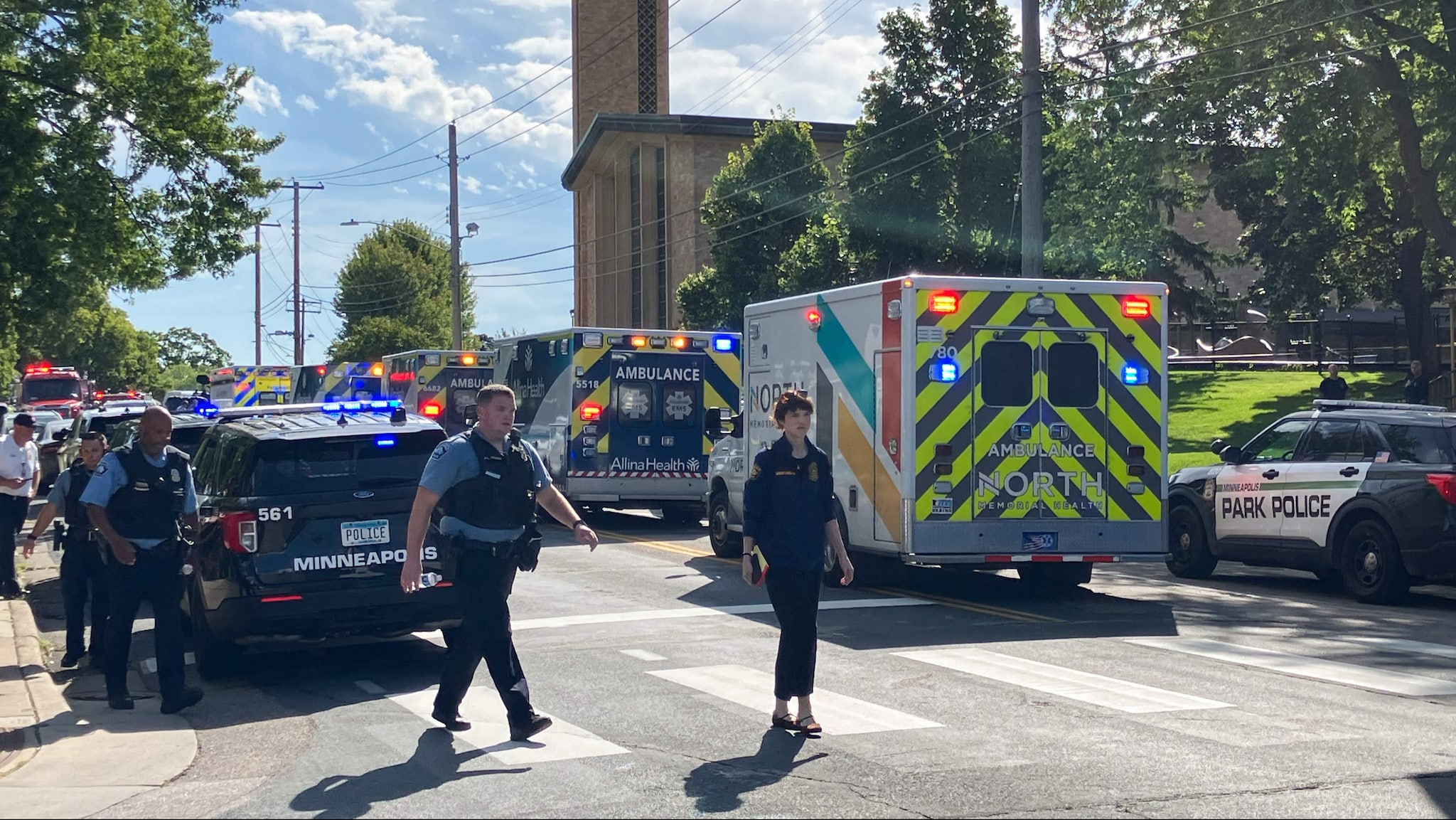 Skyting i Minneapolis: Flere skadet, gjerningsperson død
