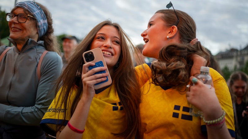 Venstresiden leder i svensk valgdagsmåling