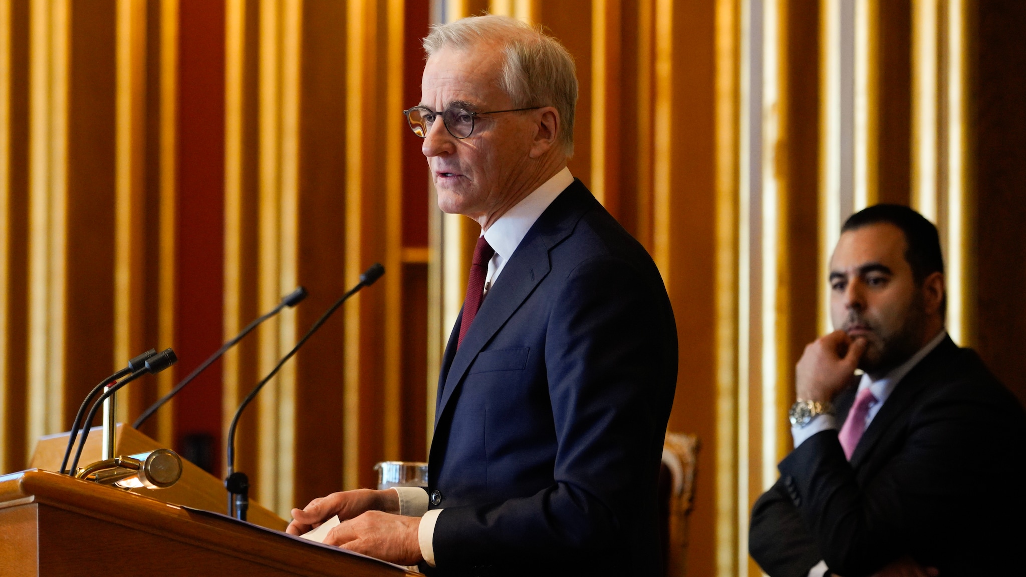Støre varsler økt Ukraina-støtte og advarer om urolige tider