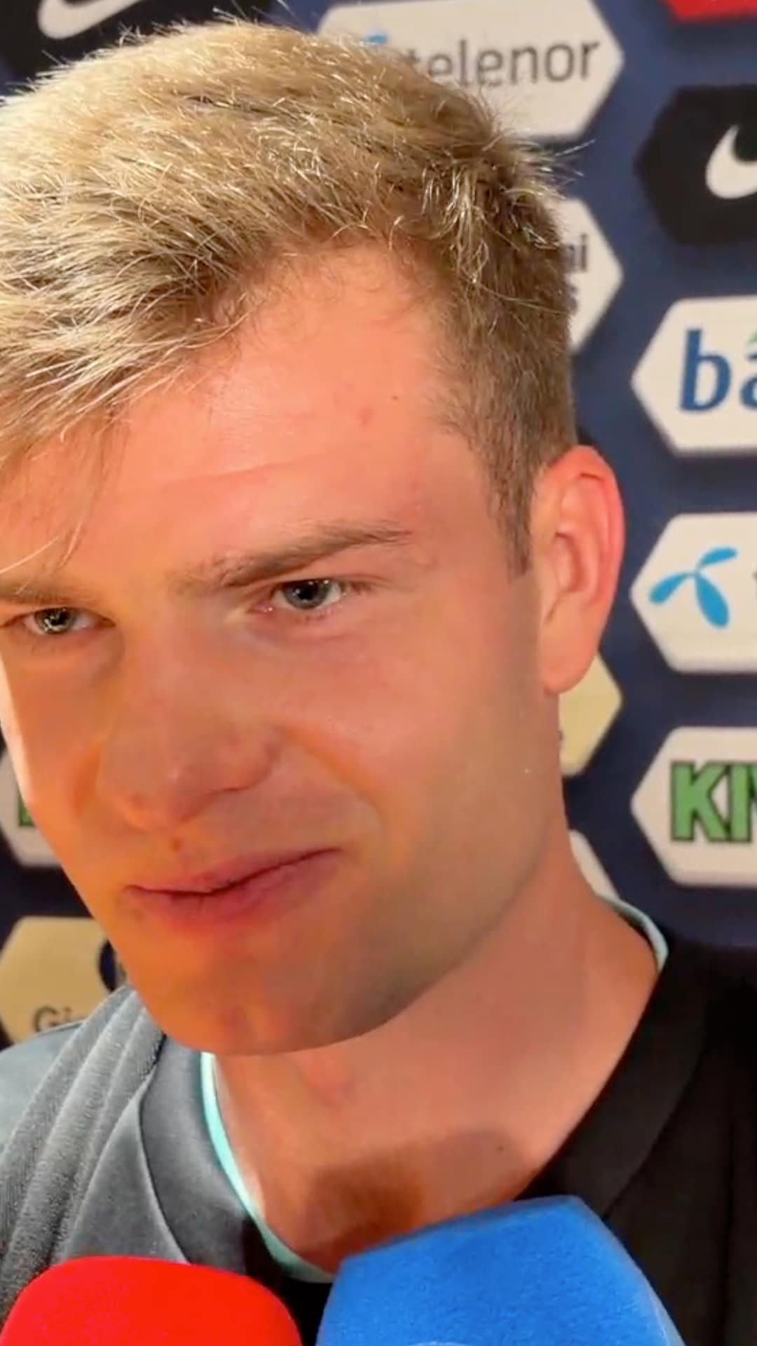 Sørloth: - De er vel fortsatt bedre i bordtennis?