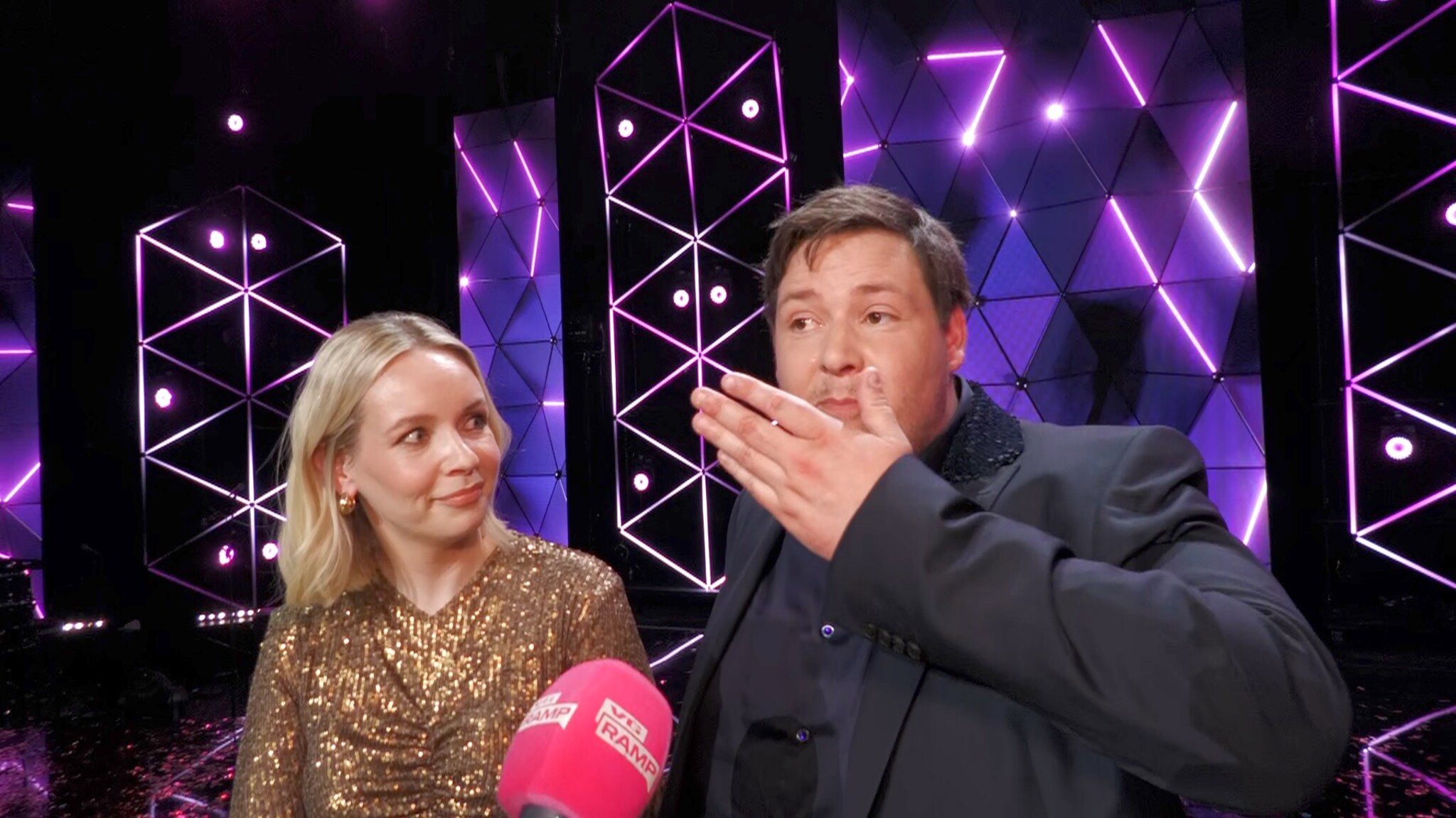 – Har famlet i blinde