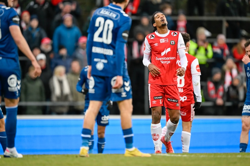 Bryne ender på kvalifiseringsplassen i Eliteserien – tapte 0-3 for Sarpsborg