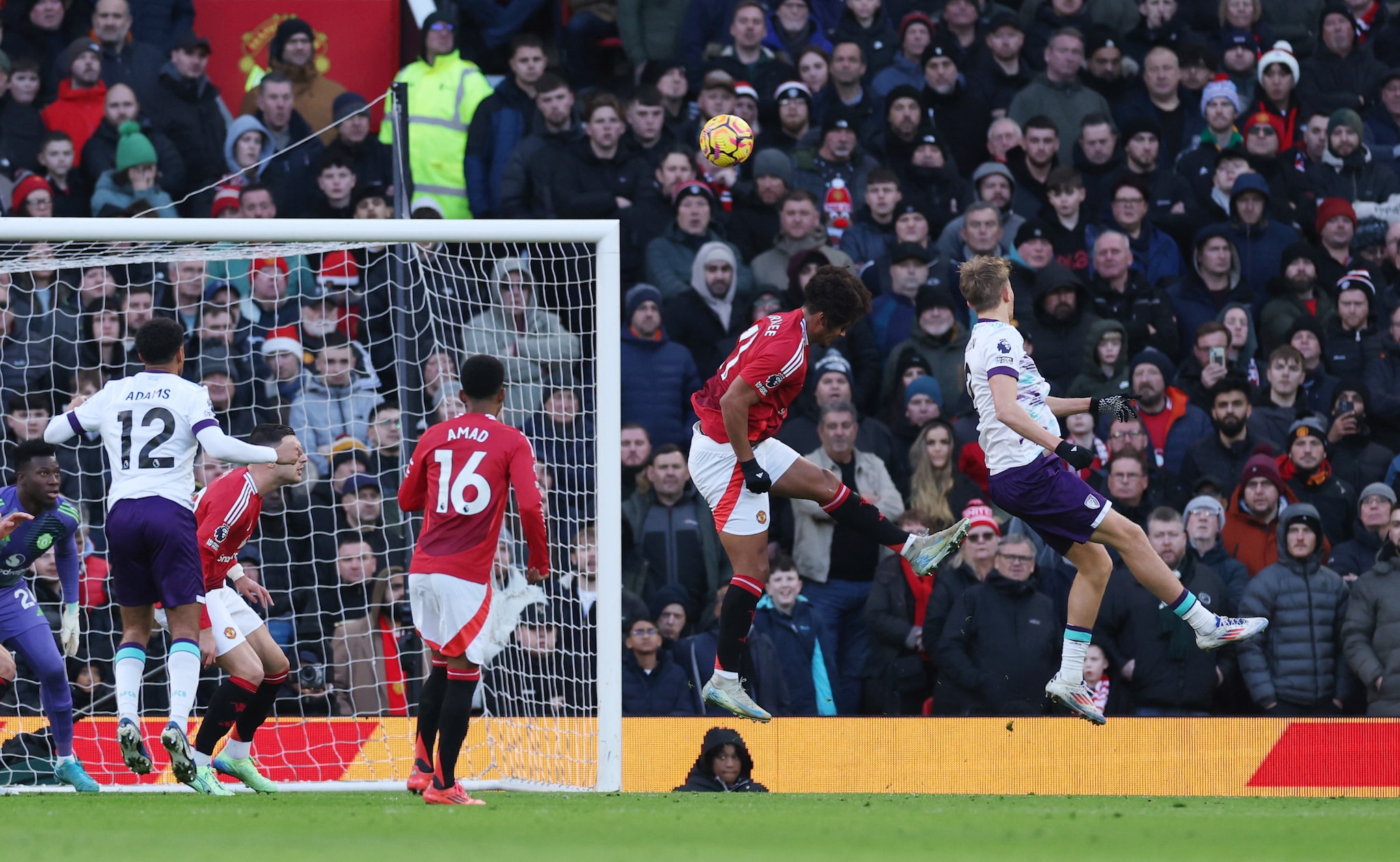 United ydmyket av Bournemouth på Old Trafford