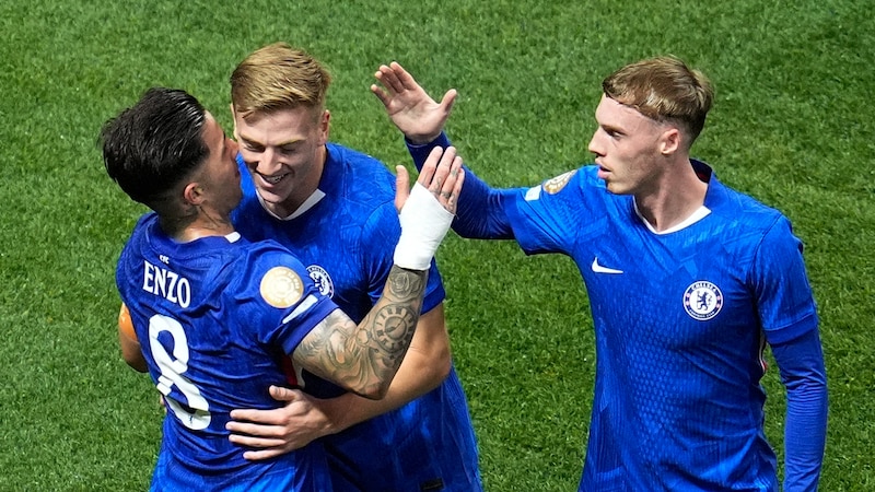 Chelseas 400 millioner-mann viste seg fram - 2–0 seier over Los Angeles